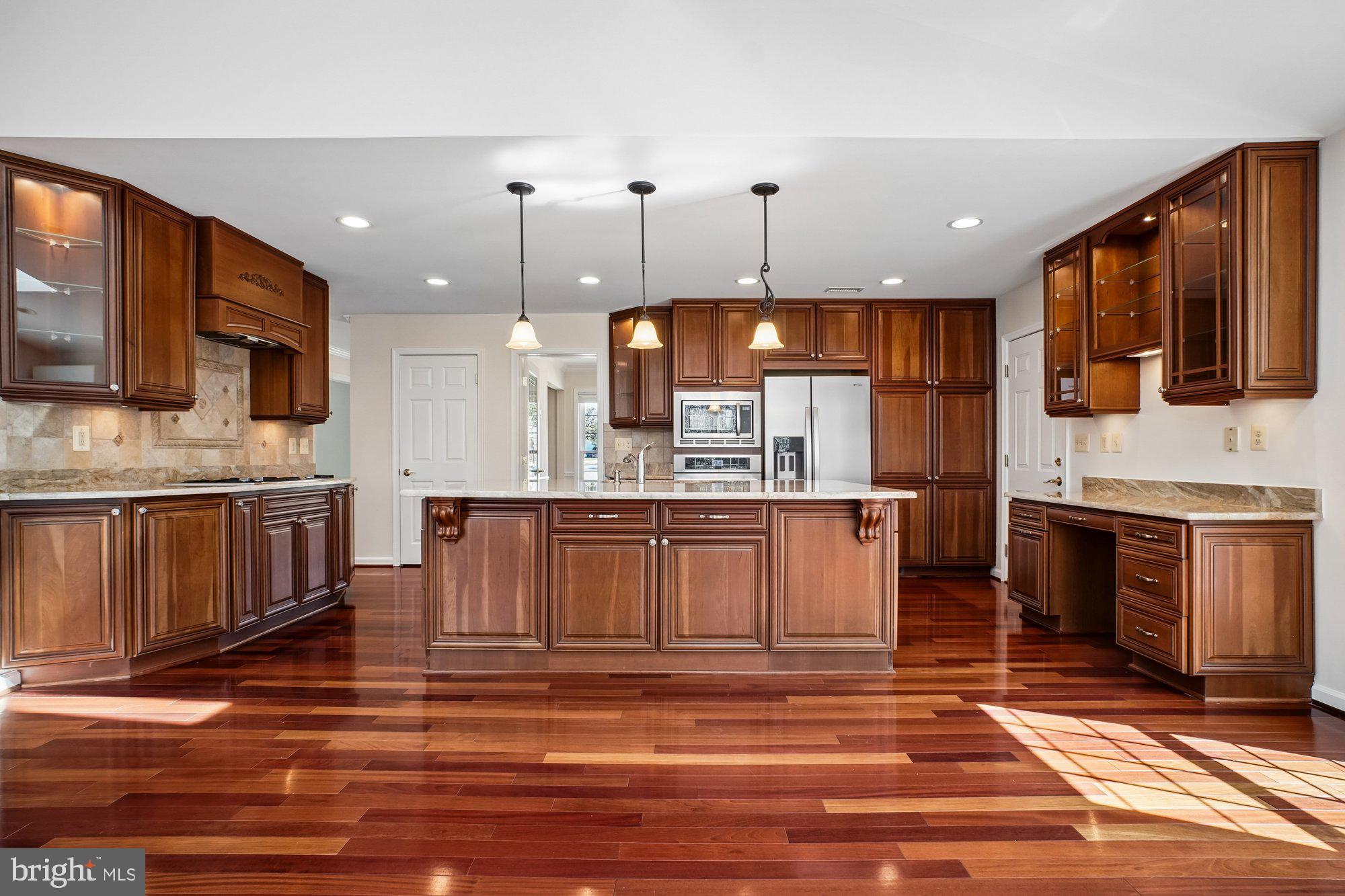 BARRISTERS PLACE - Residential