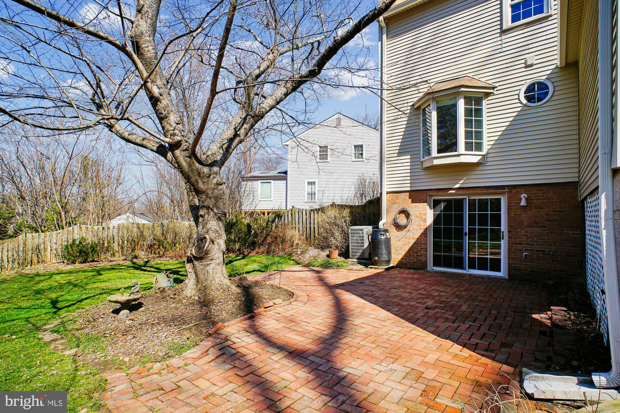 BARRISTERS PLACE - Residential