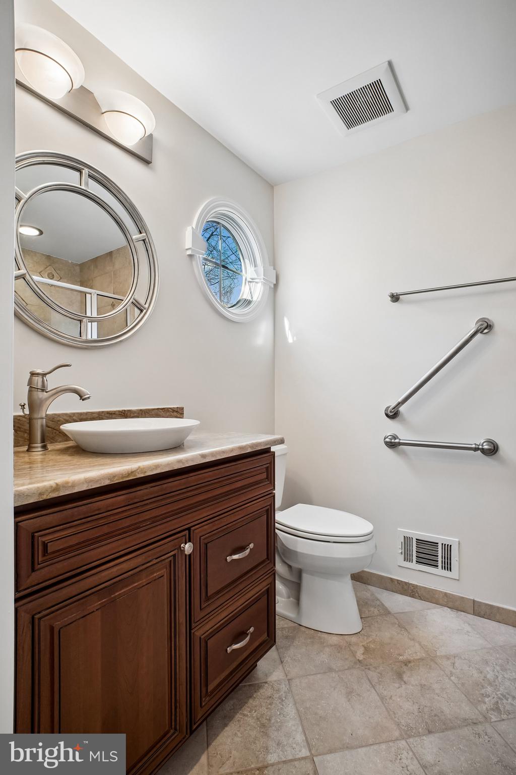 BARRISTERS PLACE - Residential