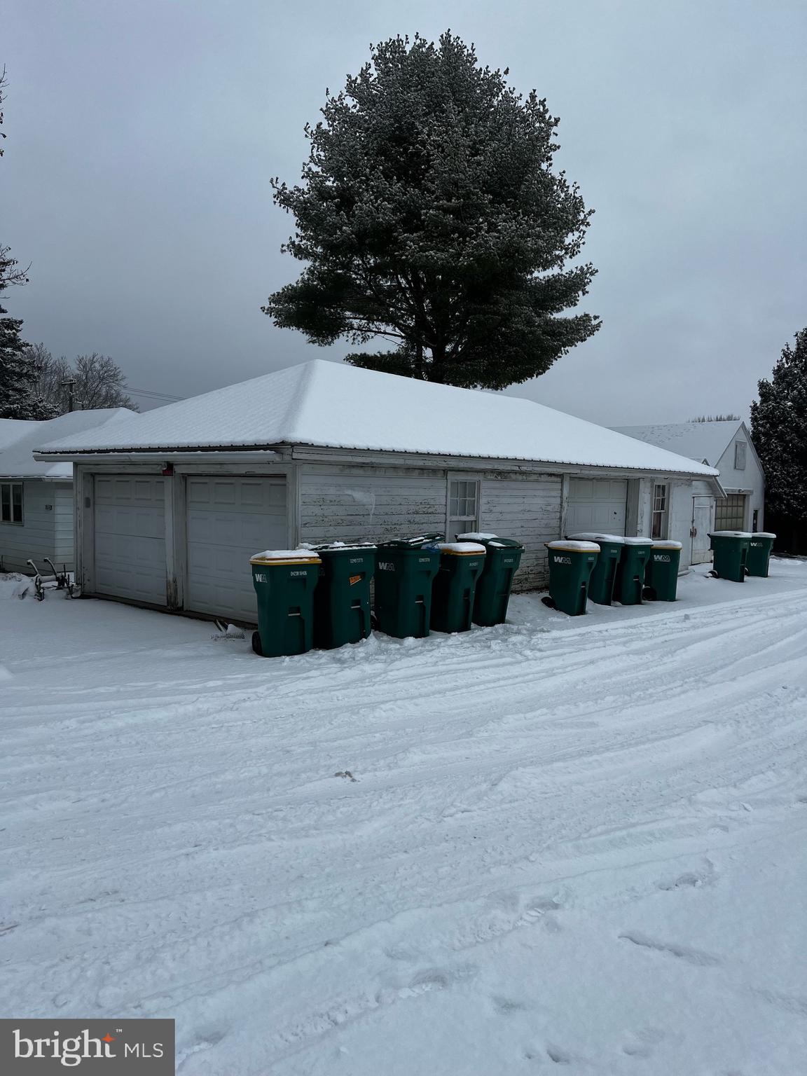 804 E CHOCOLATE AVENUE