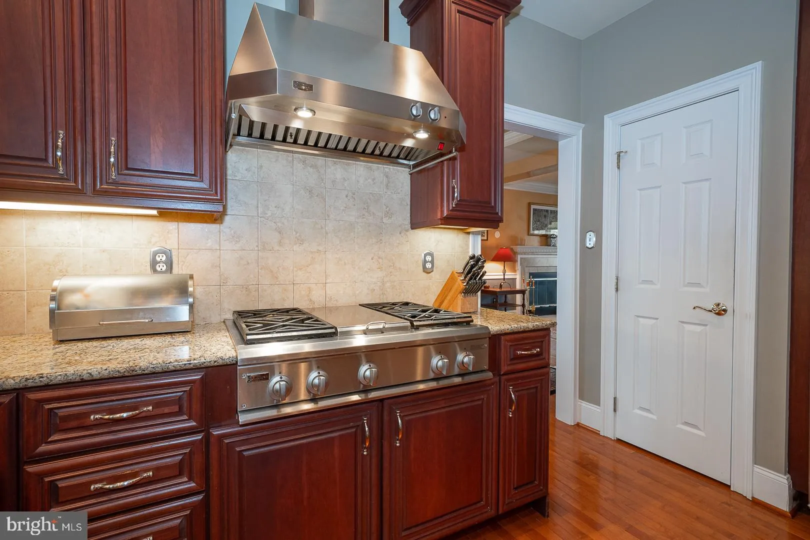 Downingtown, Pennsylvania 19335, United States, 4 Bedrooms Bedrooms, ,5 BathroomsBathrooms,Residential,Pending,4573