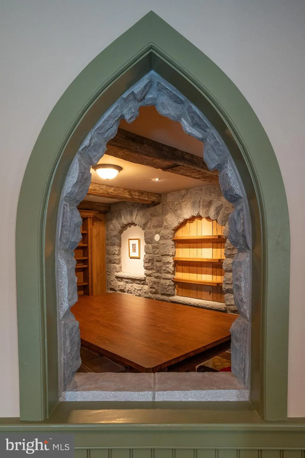 Downingtown, Pennsylvania 19335, United States, 4 Bedrooms Bedrooms, ,5 BathroomsBathrooms,Residential,Pending,4573