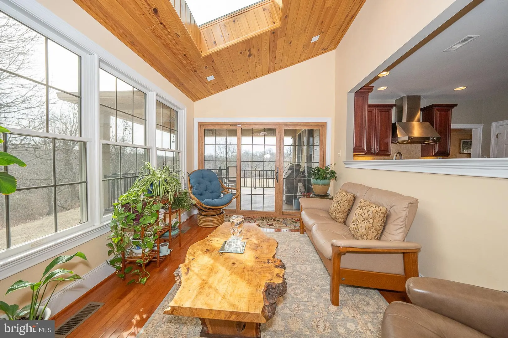 Downingtown, Pennsylvania 19335, United States, 4 Bedrooms Bedrooms, ,5 BathroomsBathrooms,Residential,Pending,4573