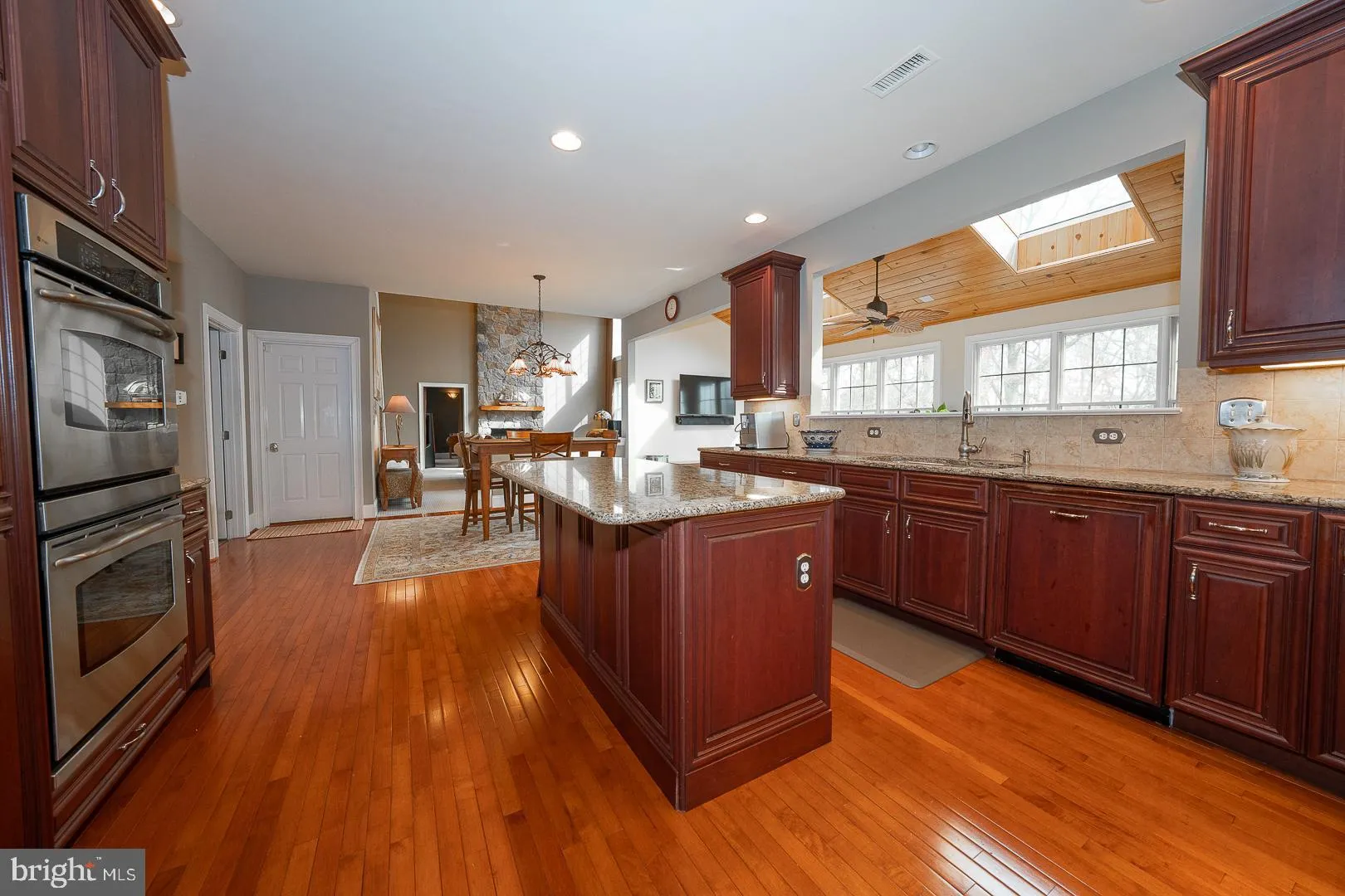 Downingtown, Pennsylvania 19335, United States, 4 Bedrooms Bedrooms, ,5 BathroomsBathrooms,Residential,Pending,4573