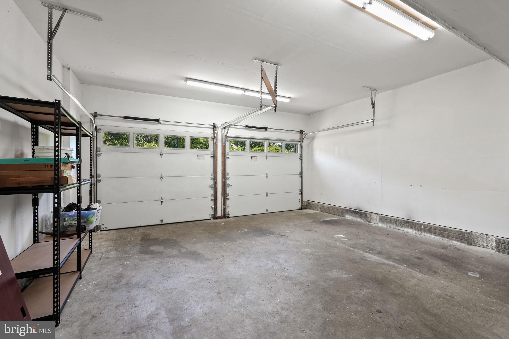 SUMMERWOOD - Residential Lease