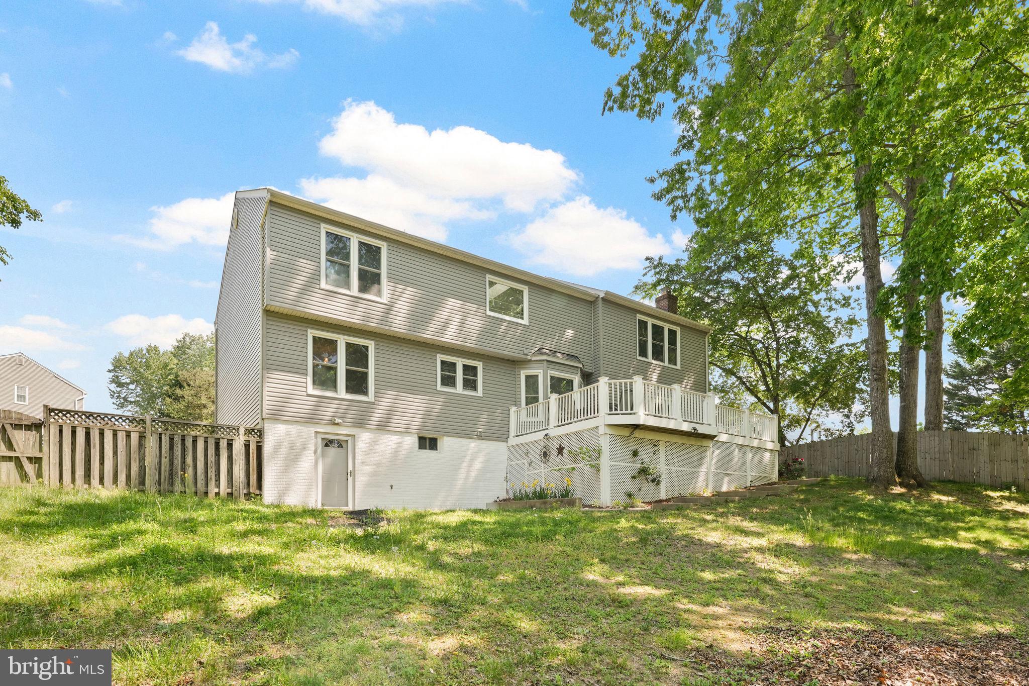 SUMMERWOOD - Residential Lease