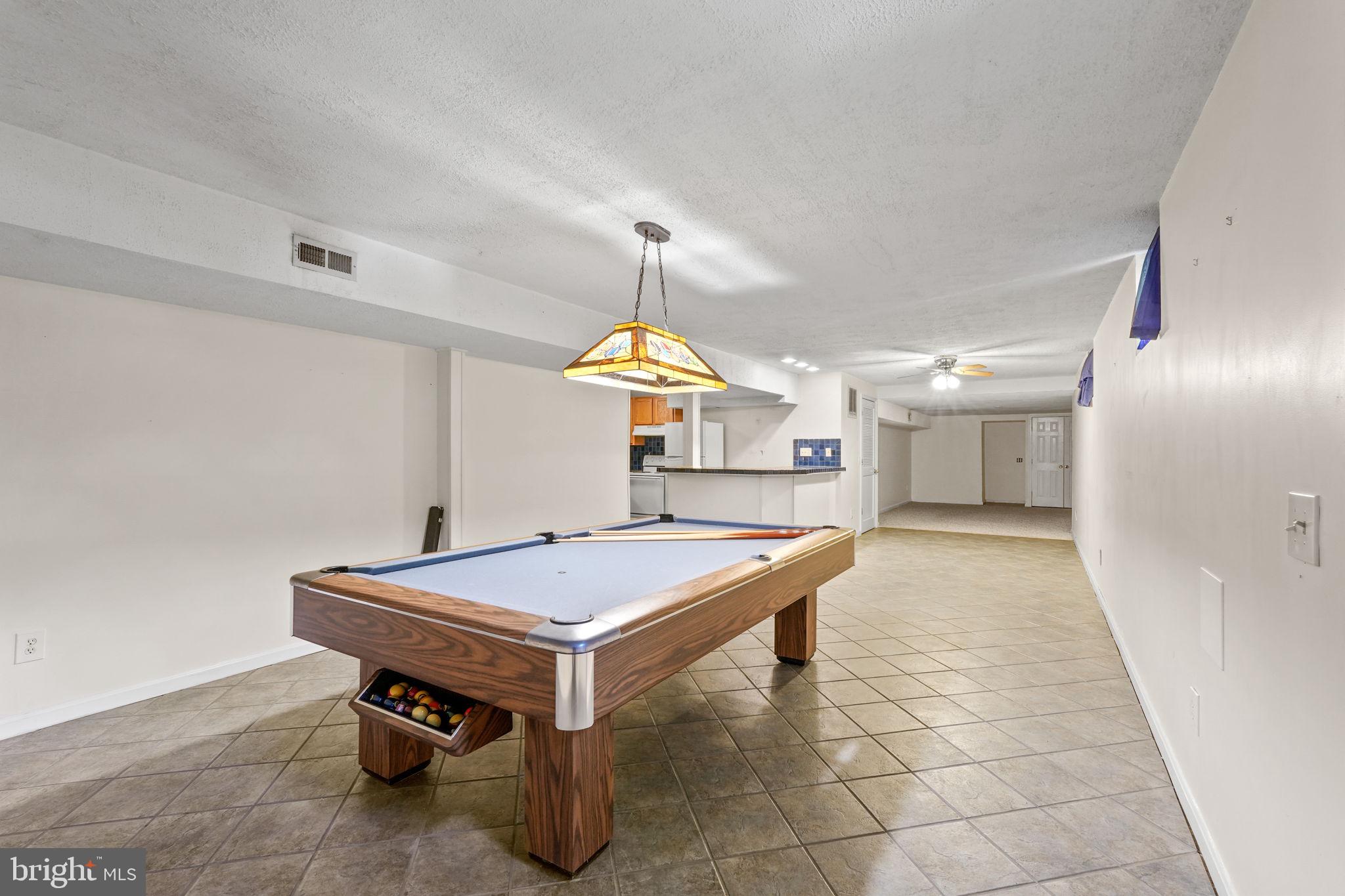 SUMMERWOOD - Residential Lease