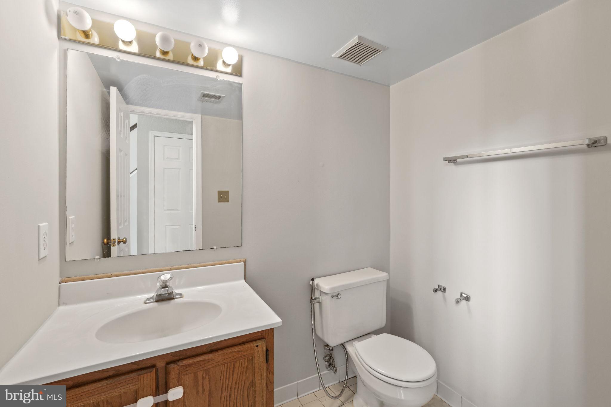 SUMMERWOOD - Residential Lease