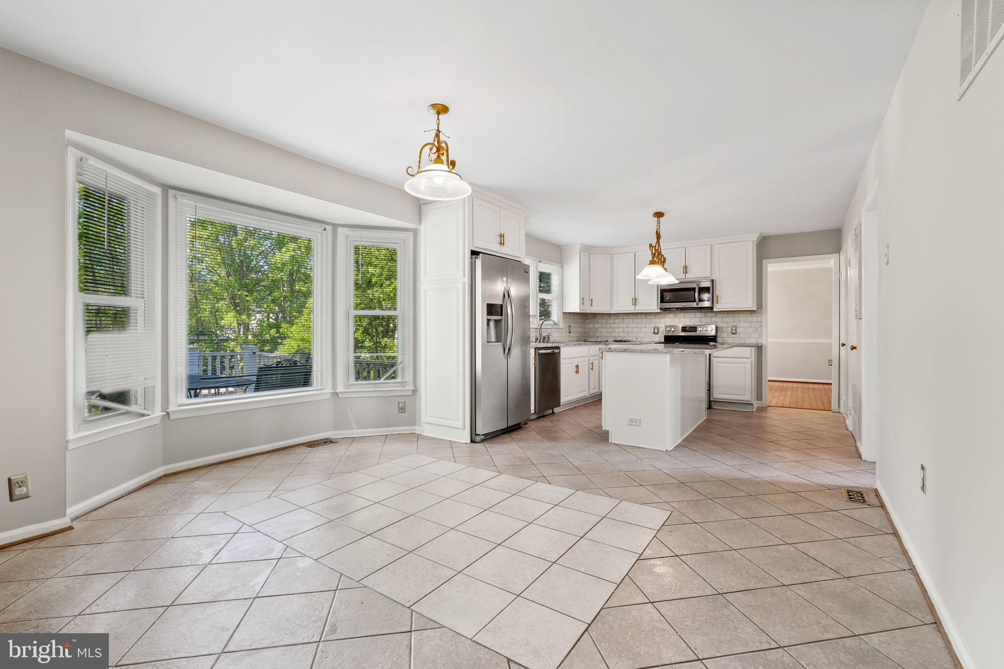 SUMMERWOOD - Residential Lease