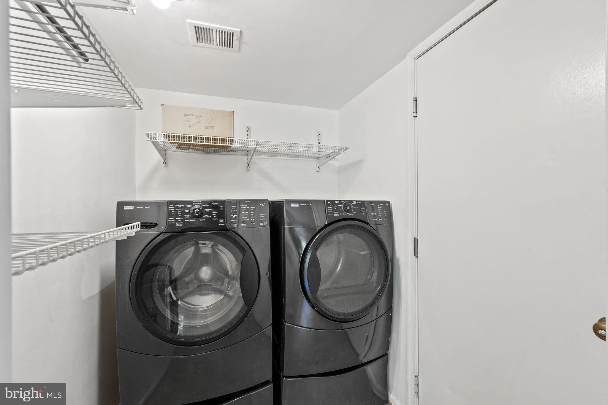 SUMMERWOOD - Residential Lease