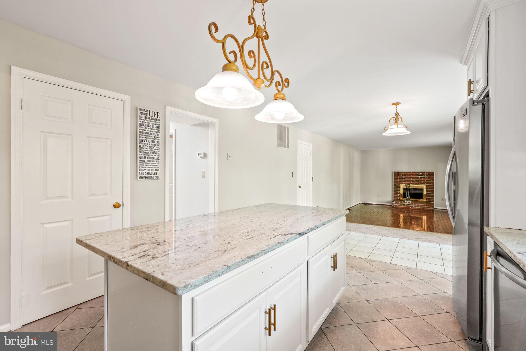 SUMMERWOOD - Residential Lease