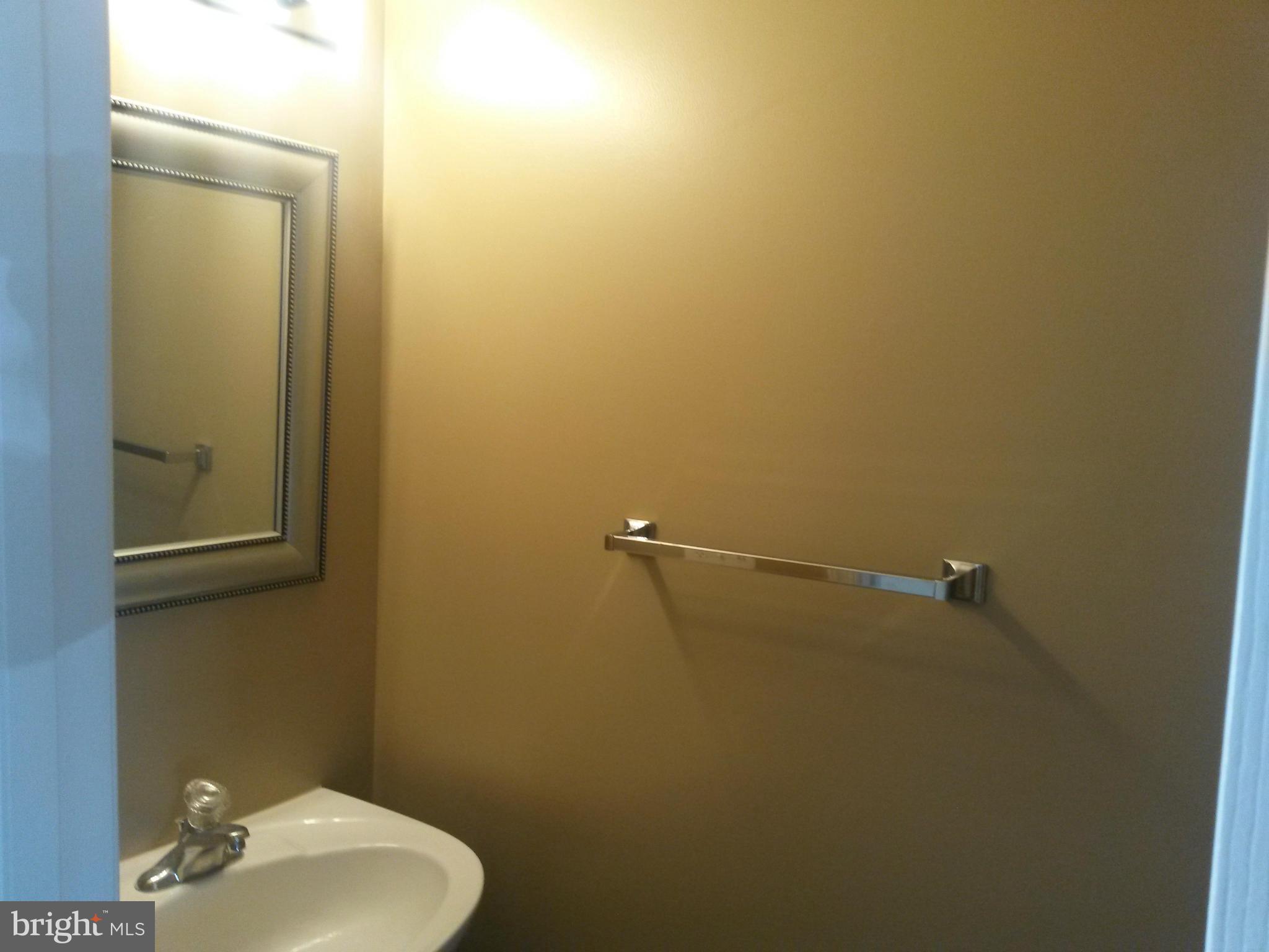 SYCAMORE VILLAGE - Residential Lease