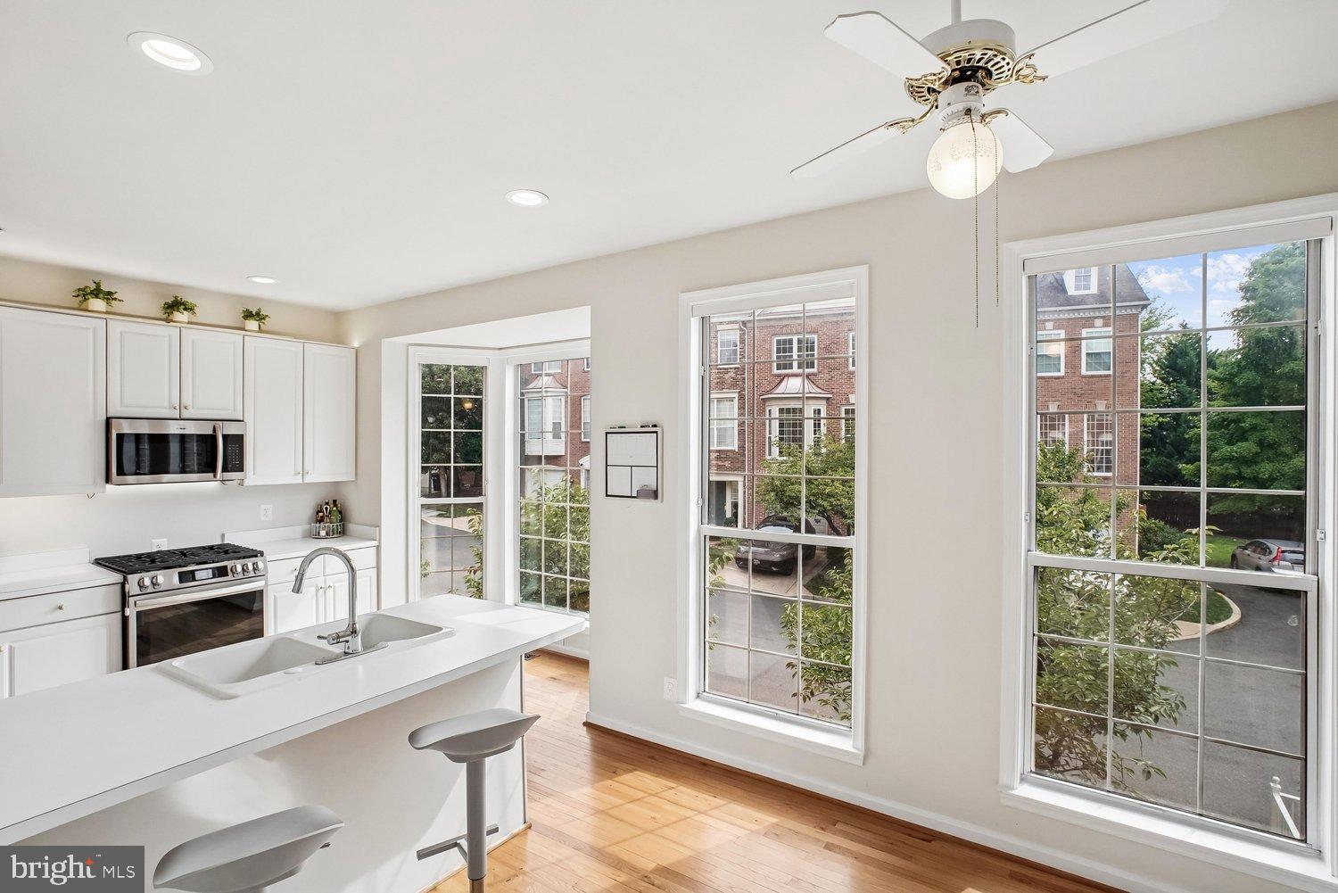 33 ARELL COURT