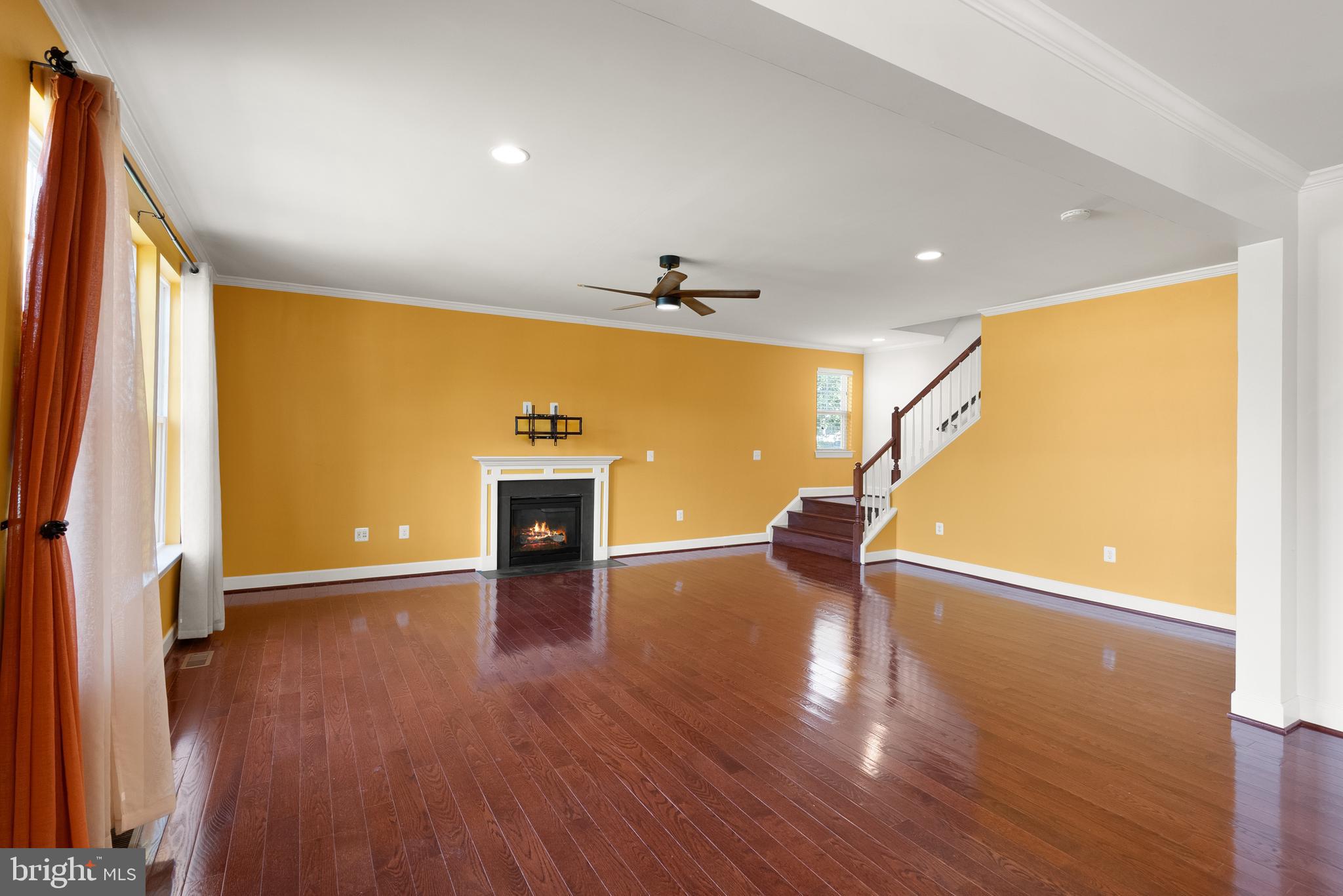 HOPE HILL CROSSING - Residential