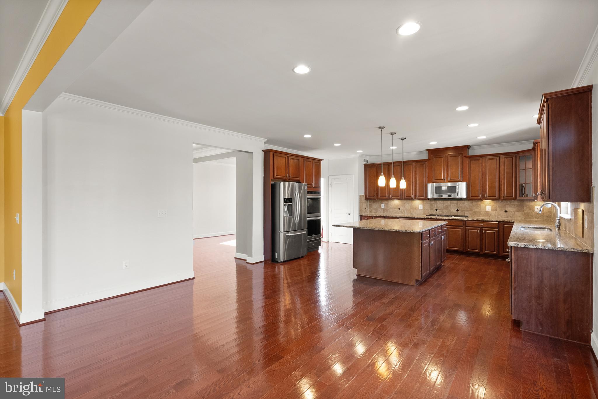 HOPE HILL CROSSING - Residential