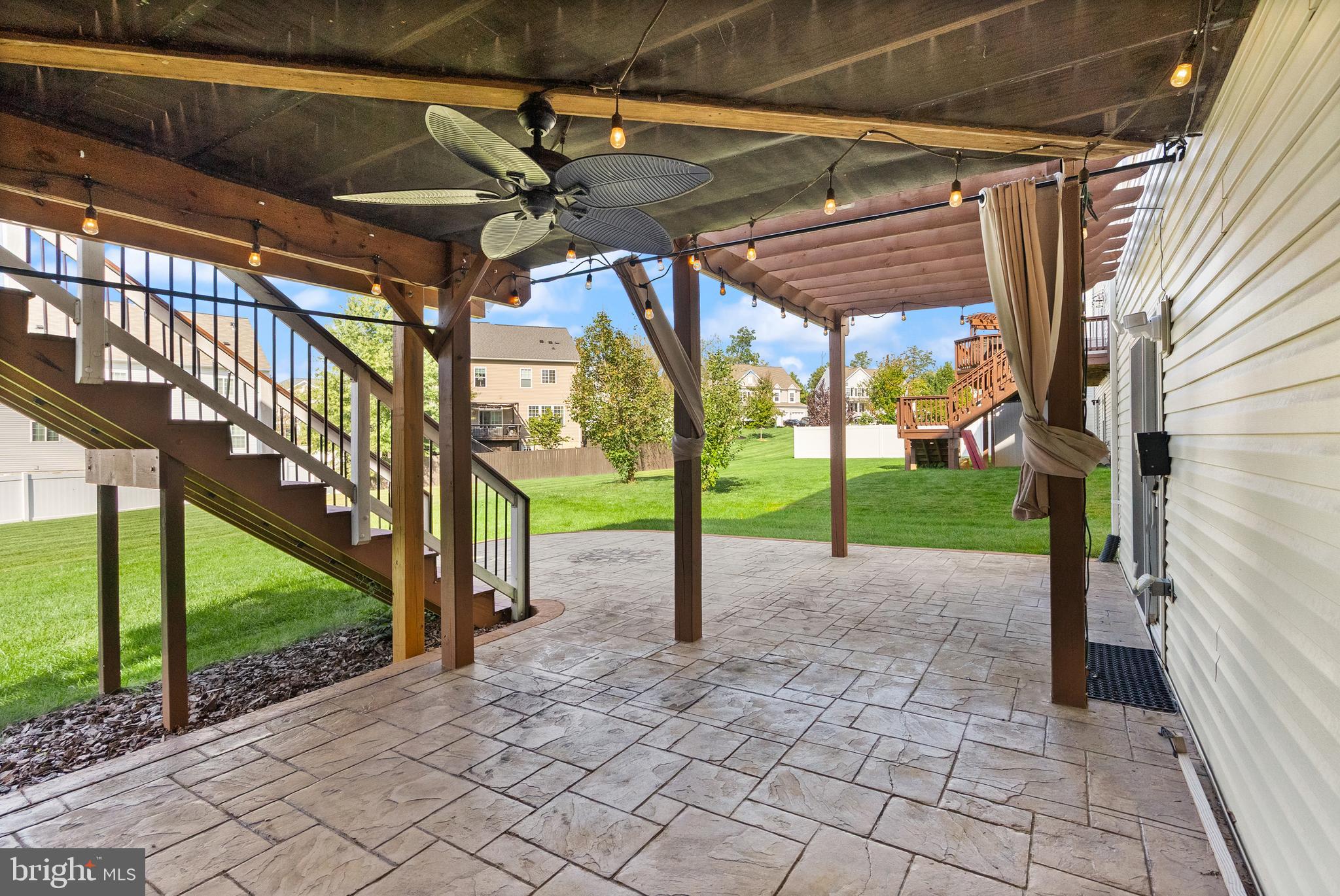 HOPE HILL CROSSING - Residential