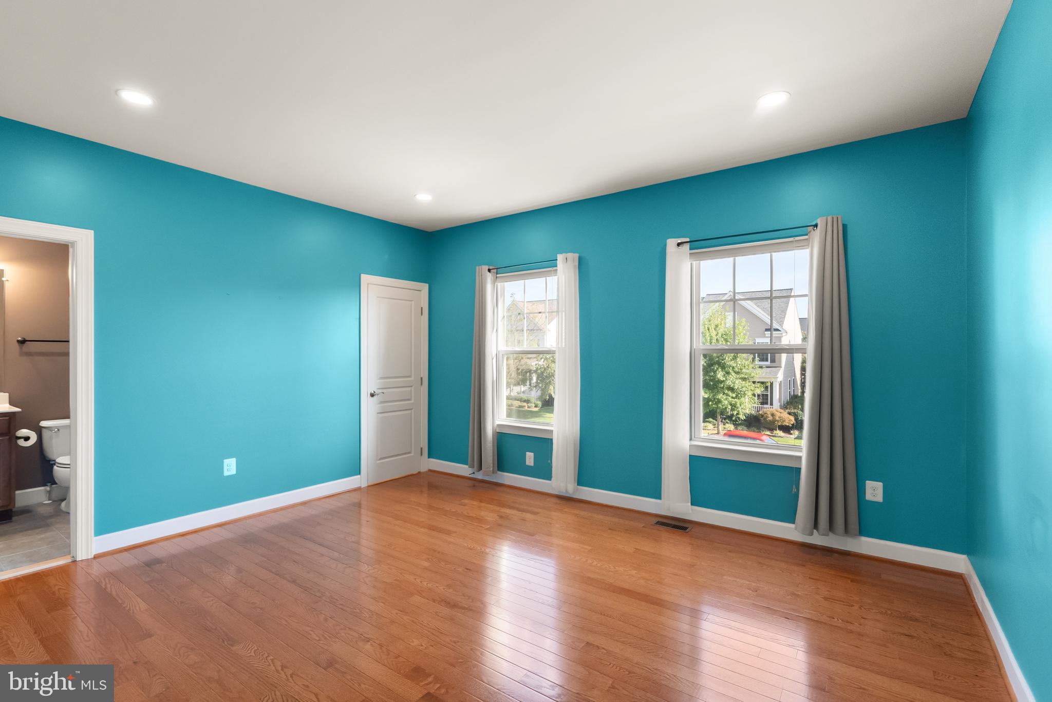 HOPE HILL CROSSING - Residential