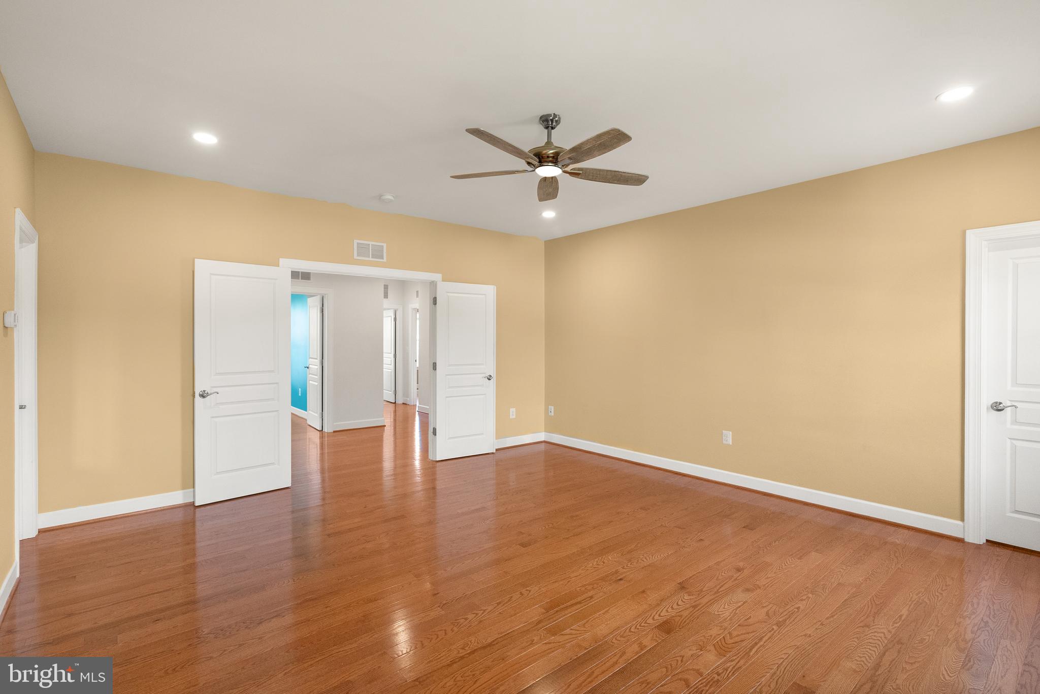 HOPE HILL CROSSING - Residential