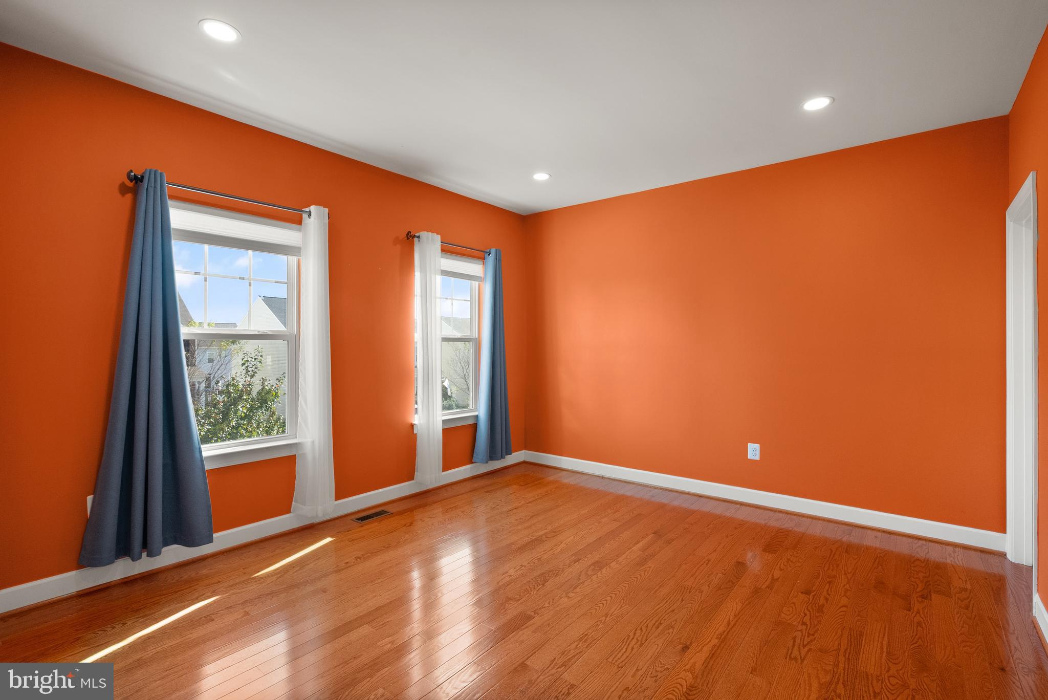 HOPE HILL CROSSING - Residential