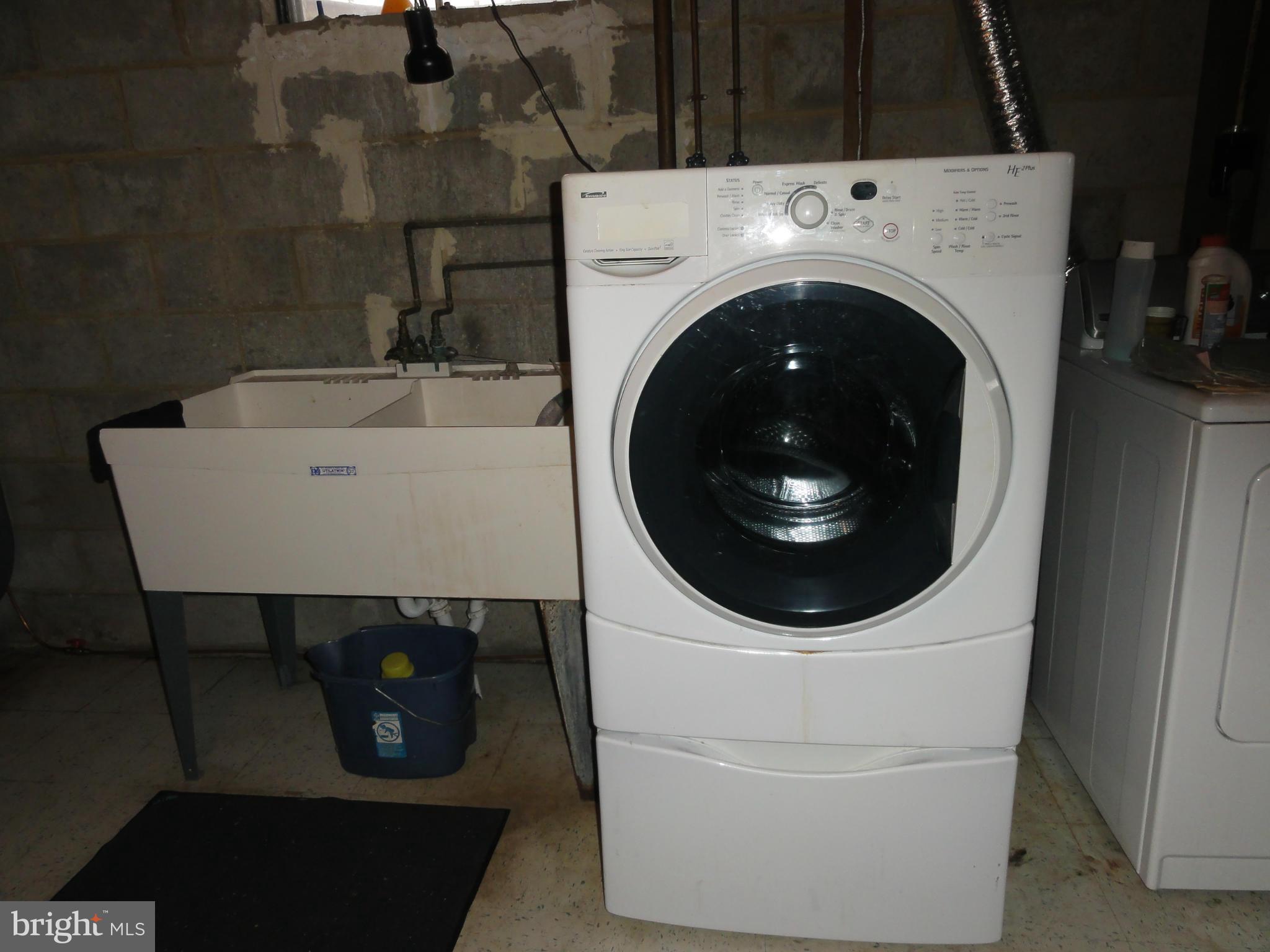 RIVIERA BEACH - Residential