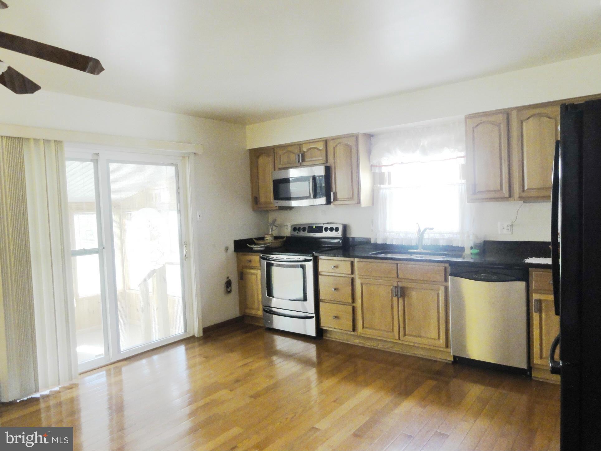 RIVIERA BEACH - Residential