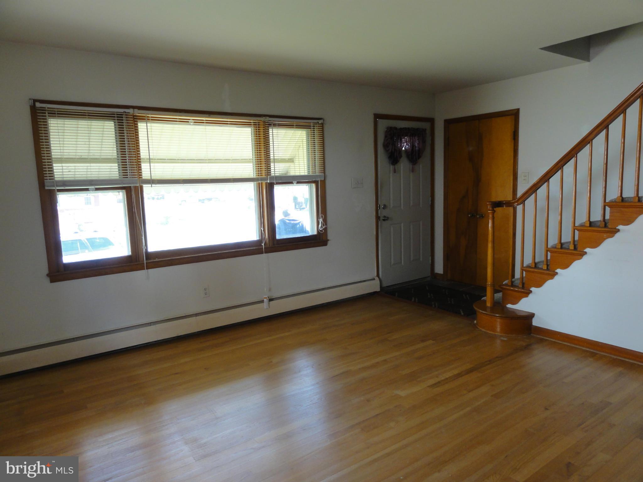 RIVIERA BEACH - Residential