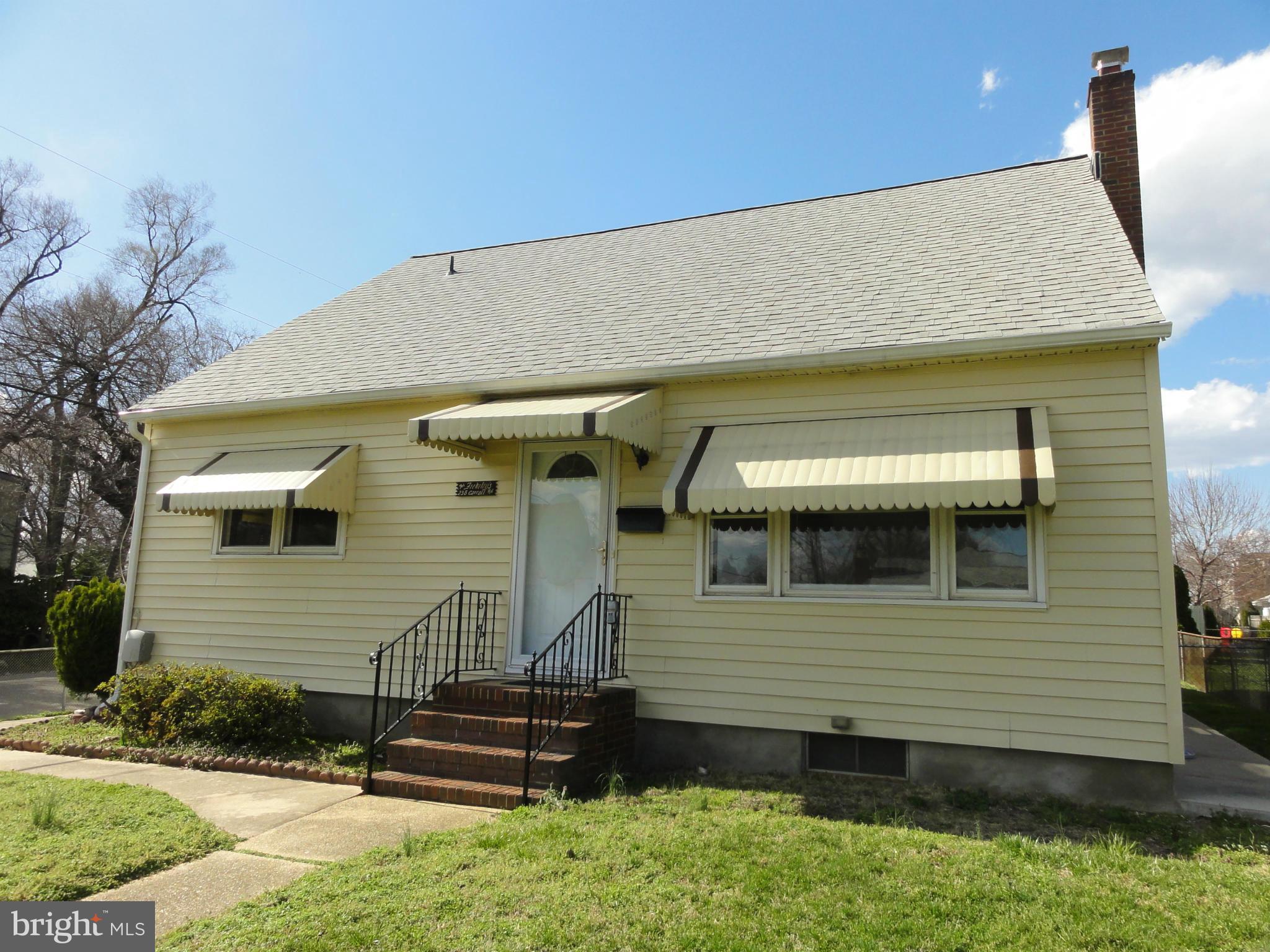 RIVIERA BEACH - Residential