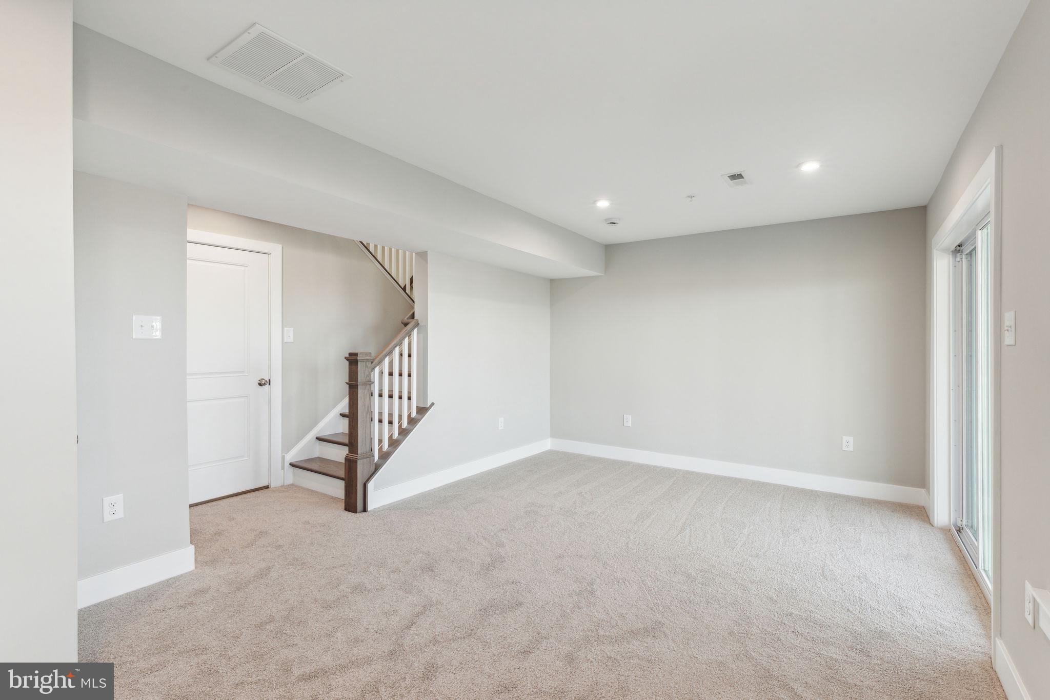 THE TOWNS AT HIGHER ROCK - Residential Lease