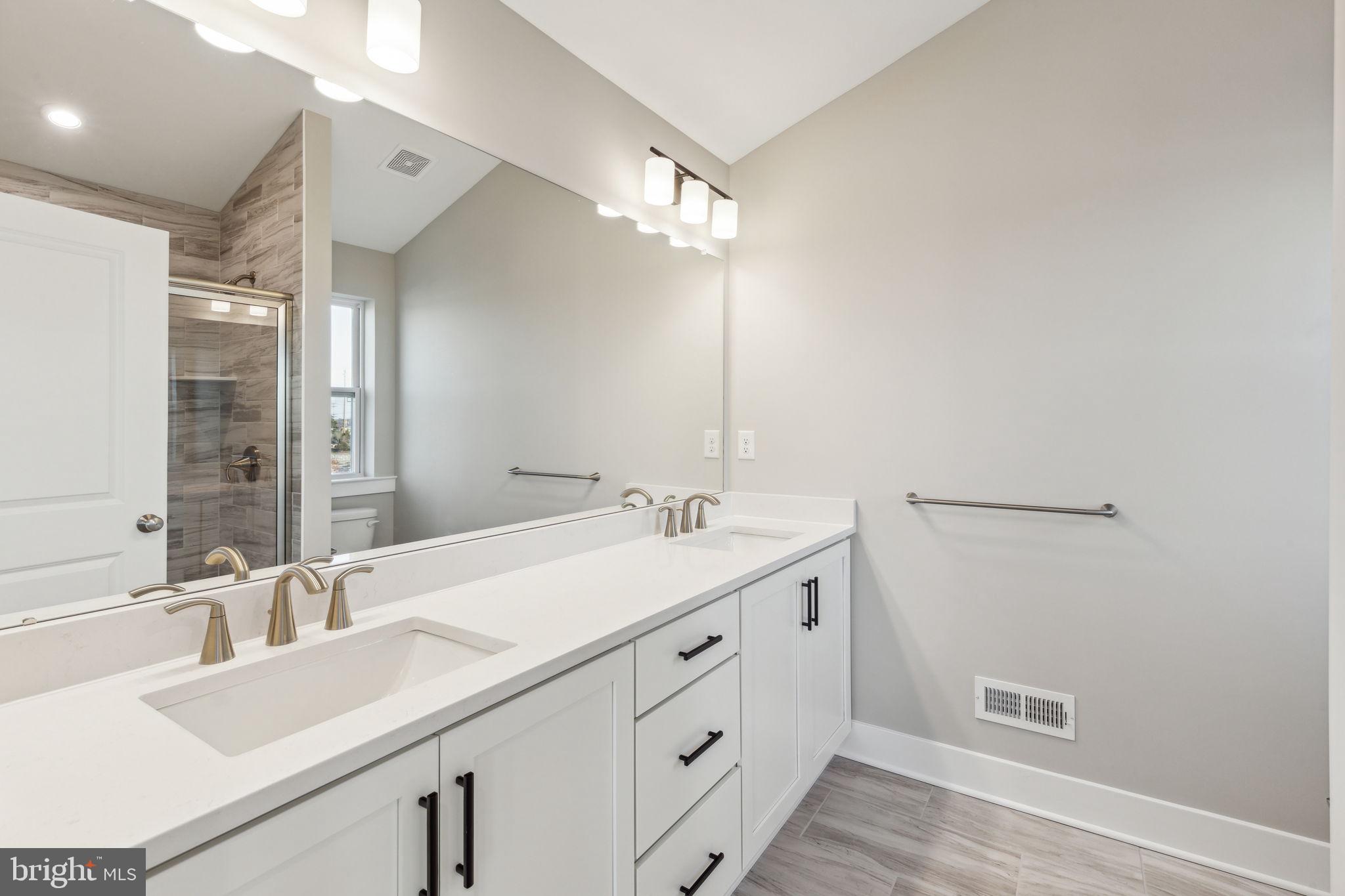 THE TOWNS AT HIGHER ROCK - Residential Lease