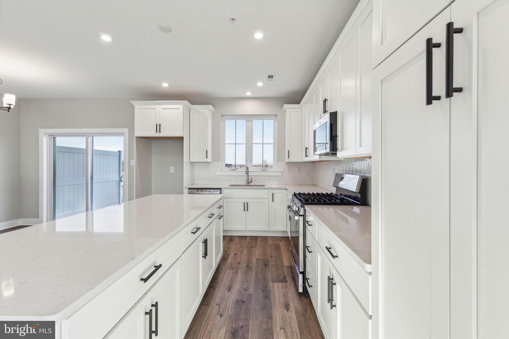 THE TOWNS AT HIGHER ROCK - Residential Lease