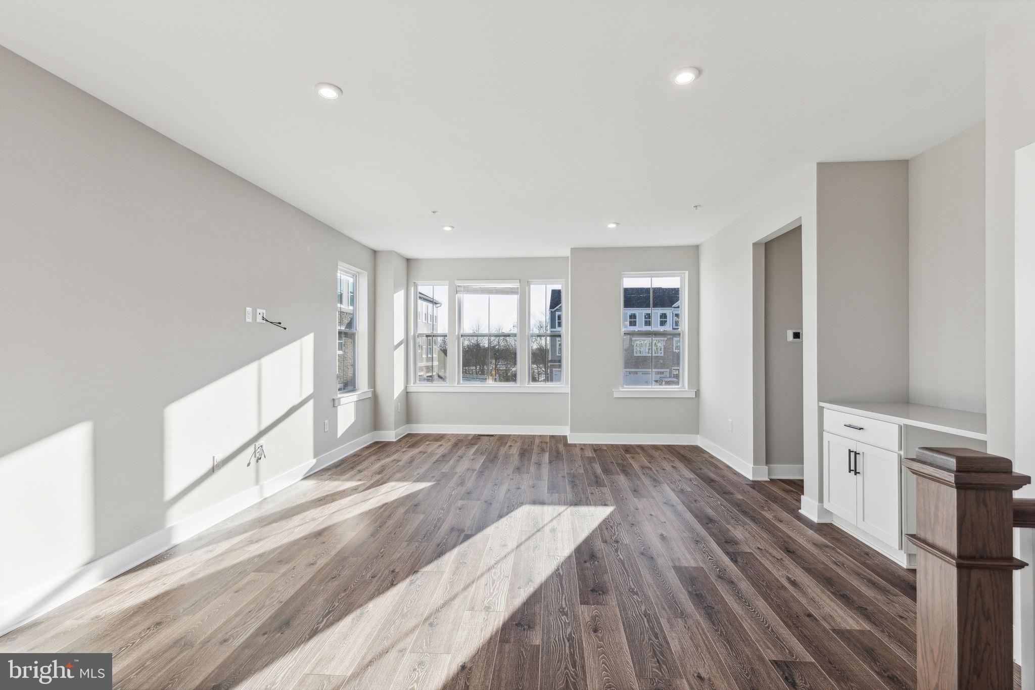 THE TOWNS AT HIGHER ROCK - Residential Lease