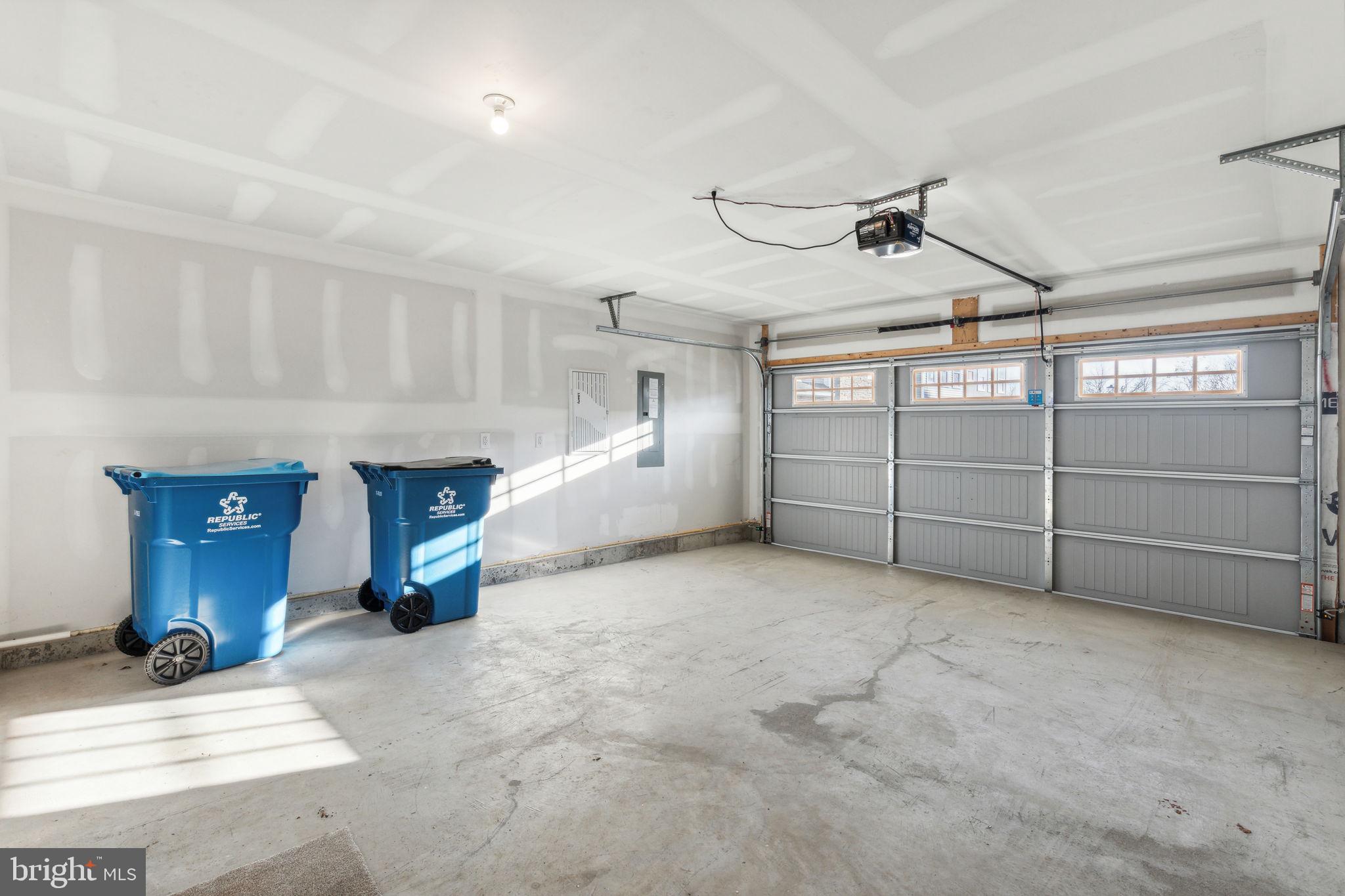 THE TOWNS AT HIGHER ROCK - Residential Lease