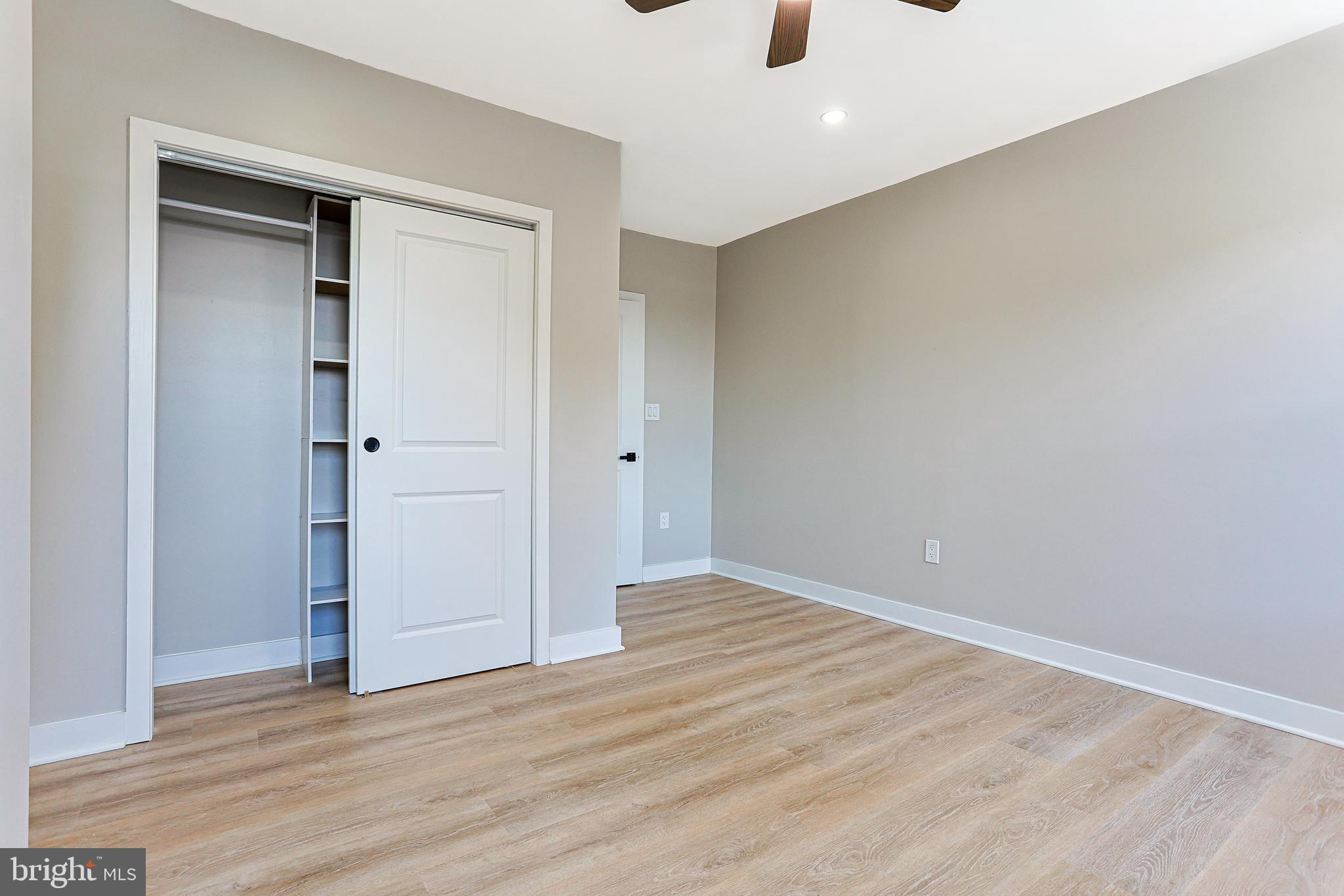 PORT RICHMOND - Residential