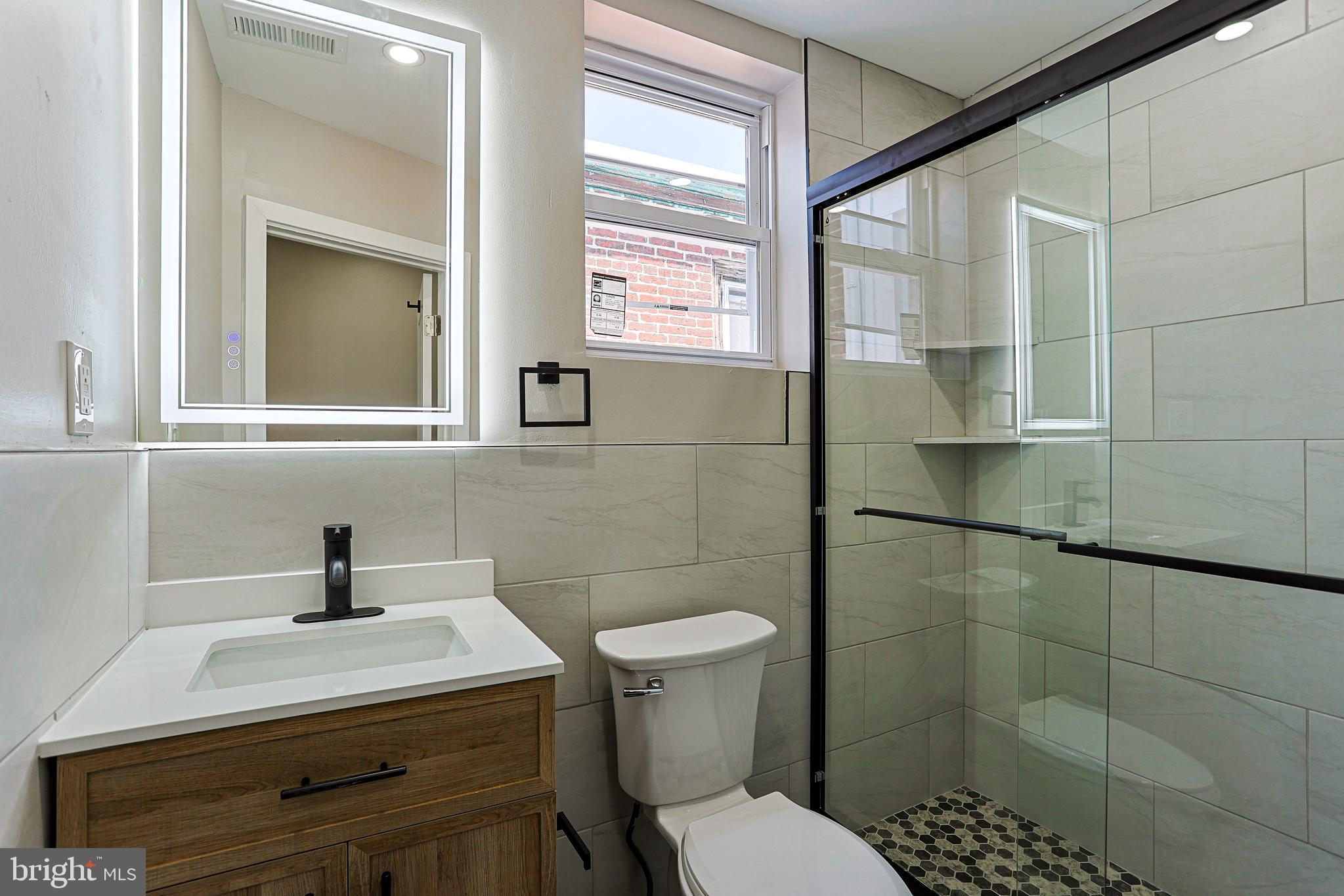 PORT RICHMOND - Residential