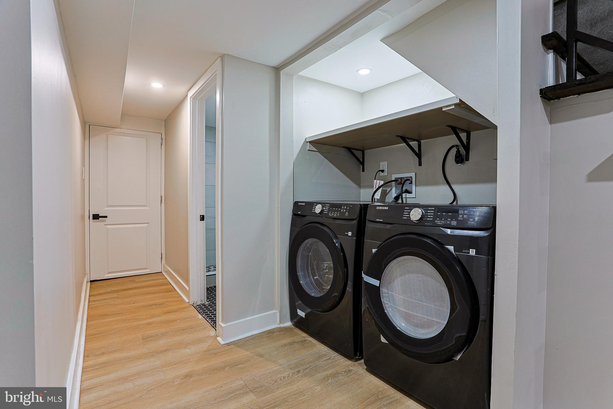 PORT RICHMOND - Residential