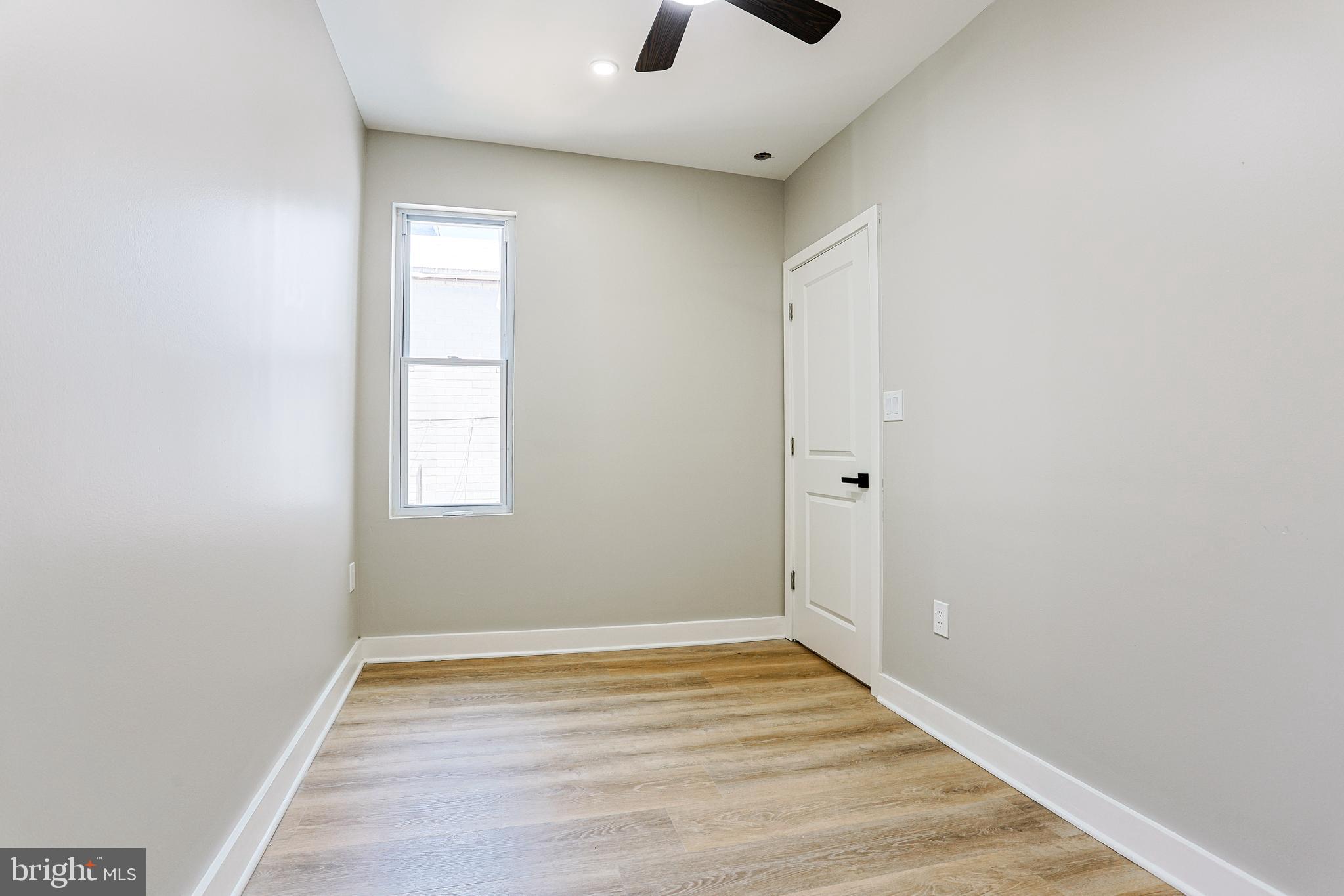 PORT RICHMOND - Residential