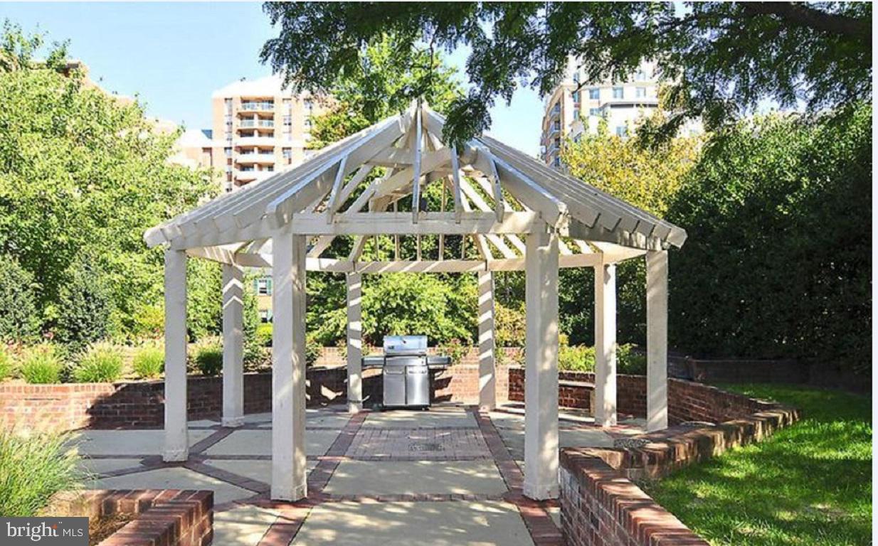 CHASE AT BETHESDA CODM - Residential Lease