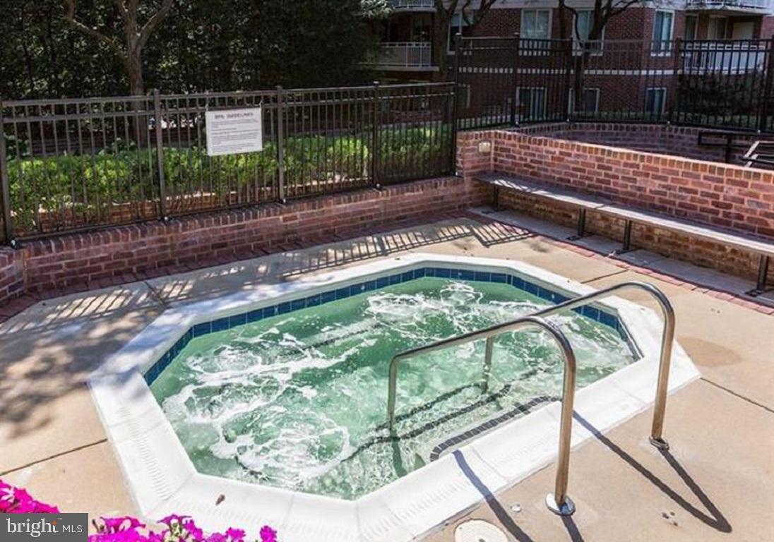 CHASE AT BETHESDA CODM - Residential Lease