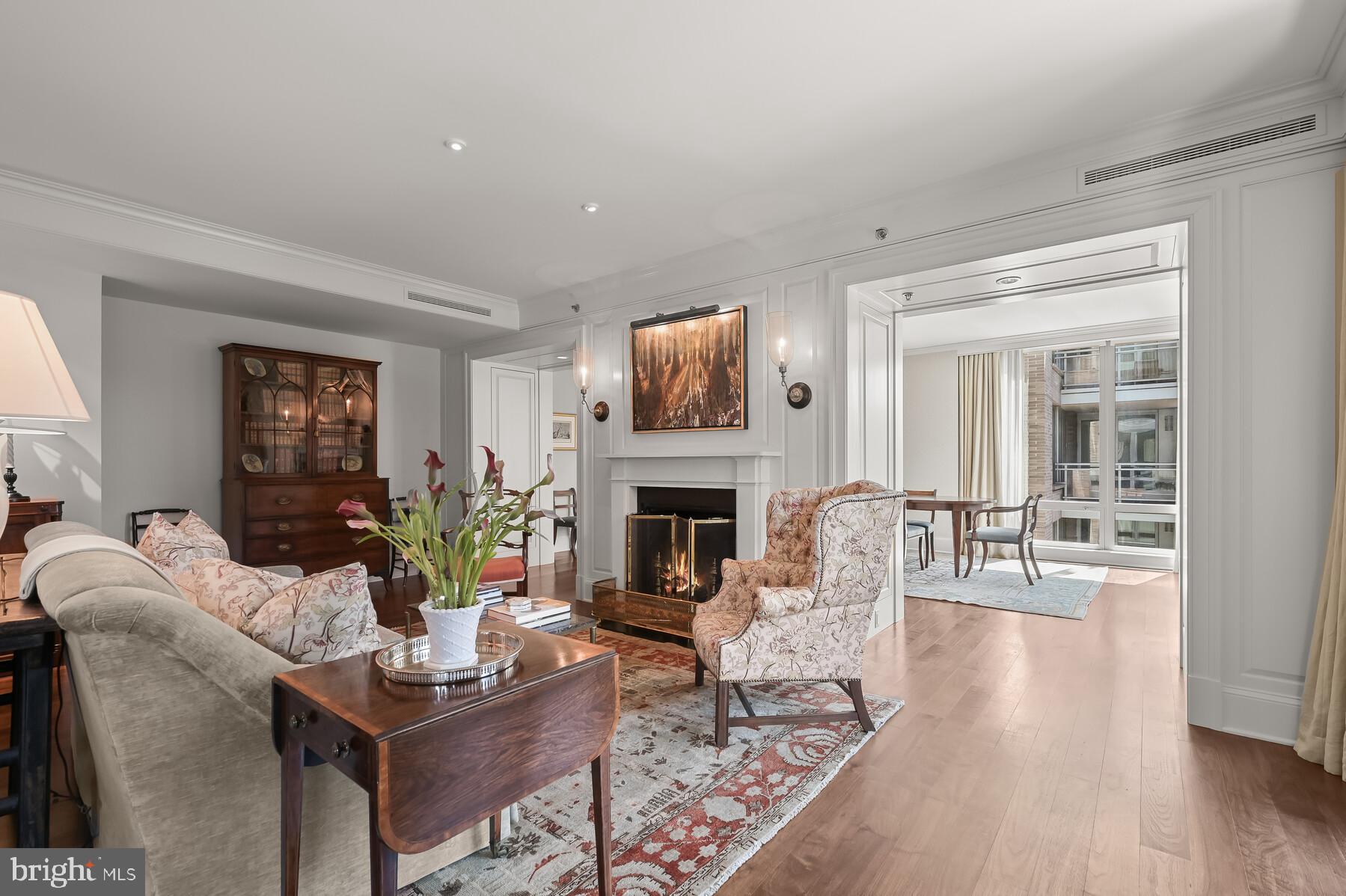 WEST END - Residential