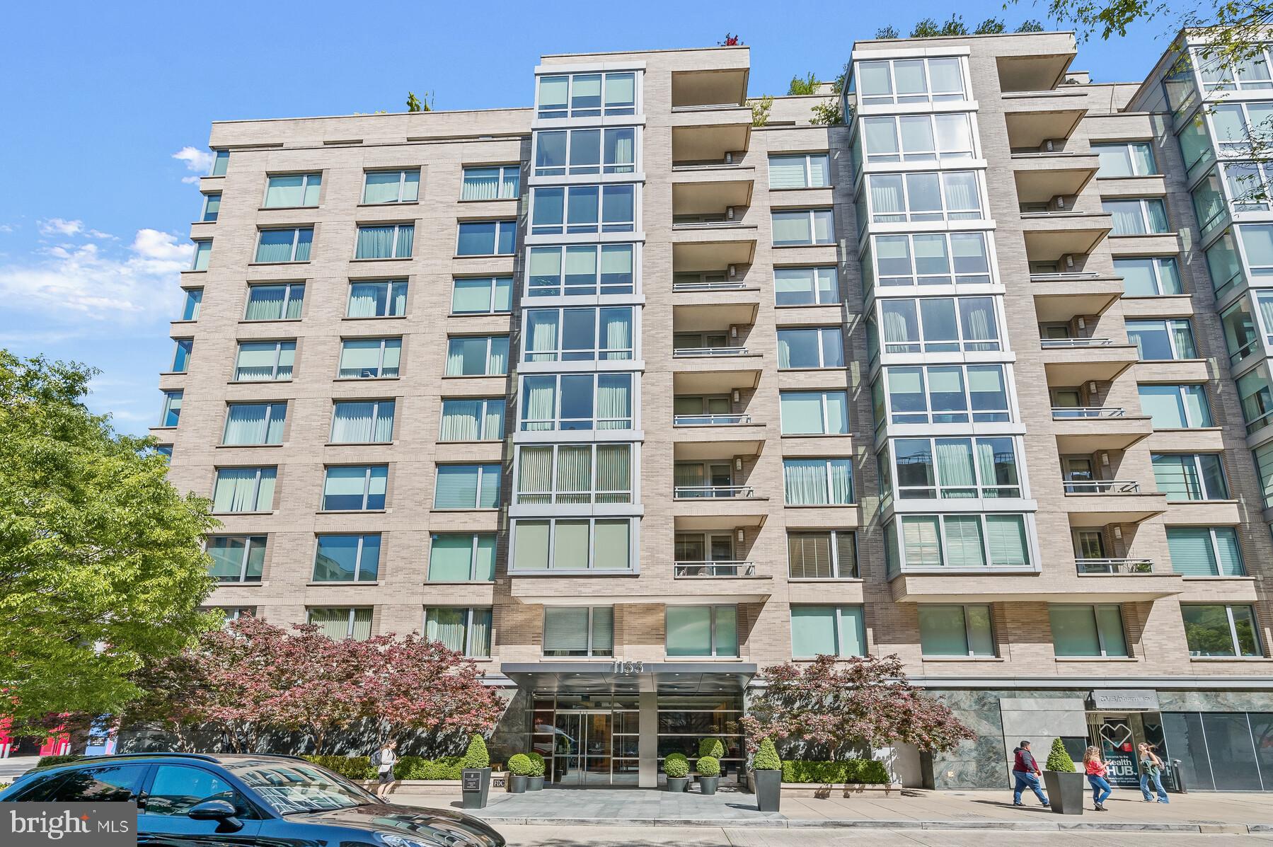WEST END - Residential