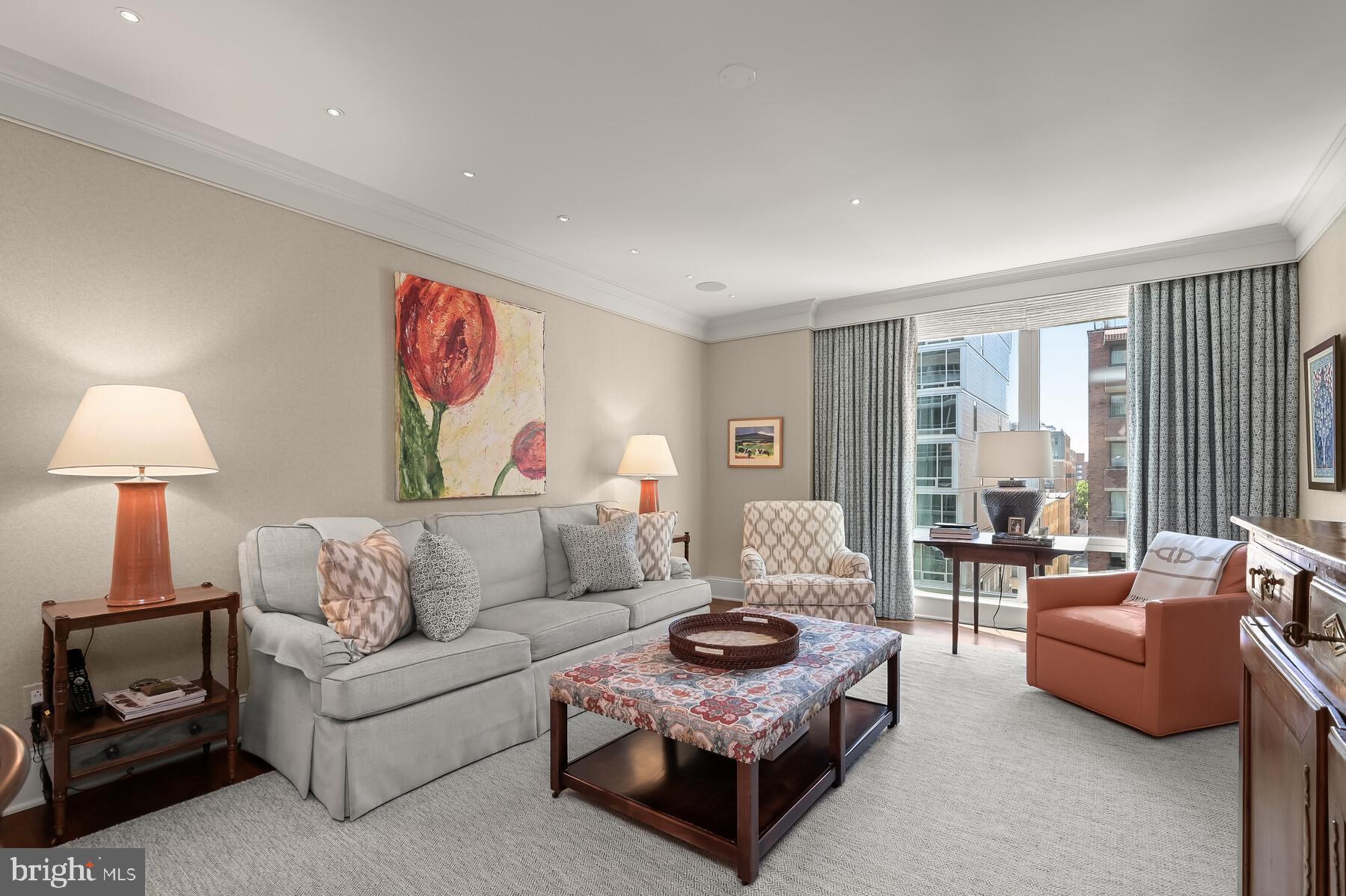 WEST END - Residential