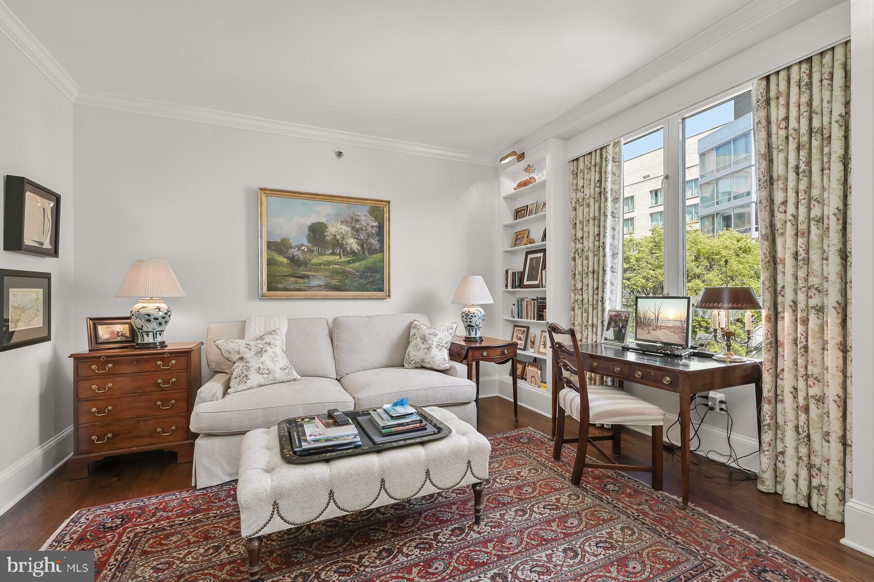 WEST END - Residential