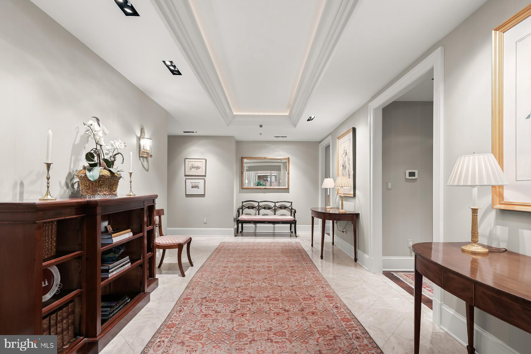 WEST END - Residential