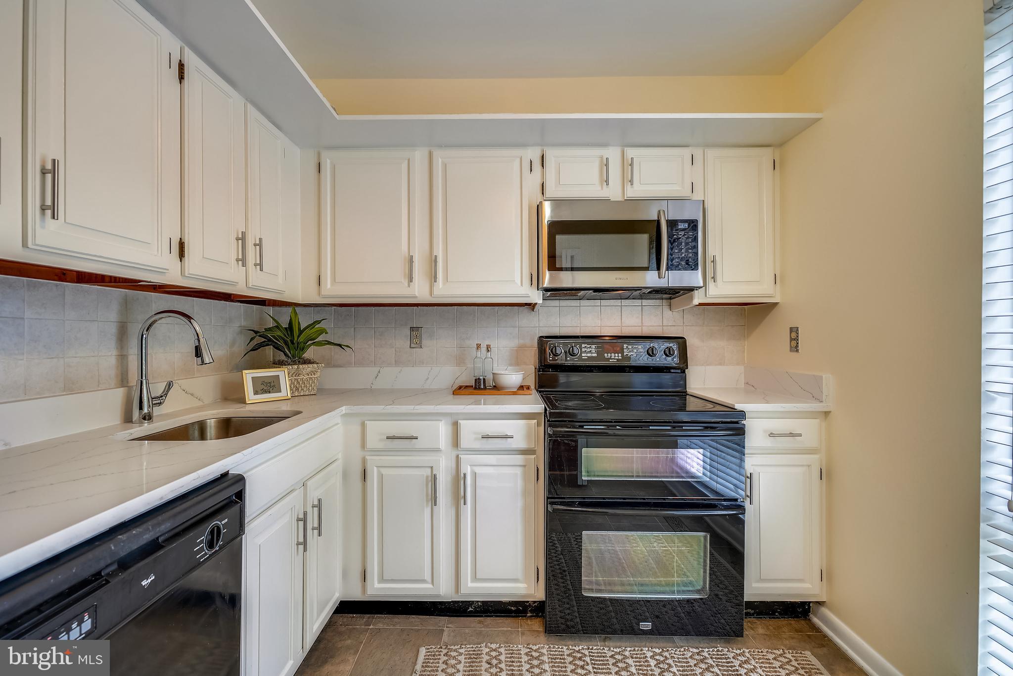 OTTERBEIN - Residential Lease