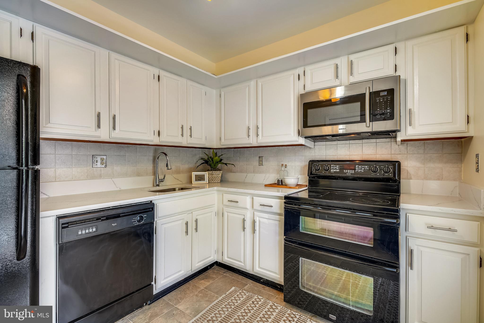 OTTERBEIN - Residential Lease