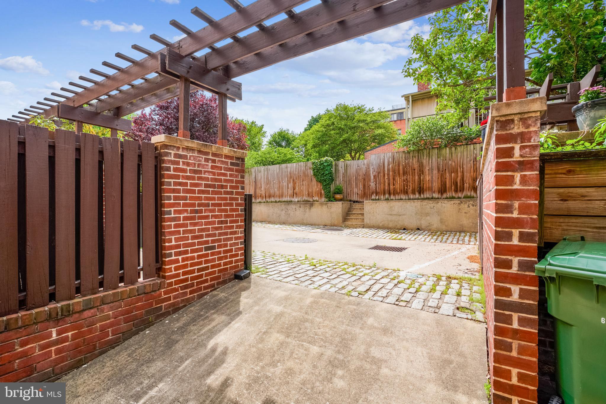 OTTERBEIN - Residential Lease