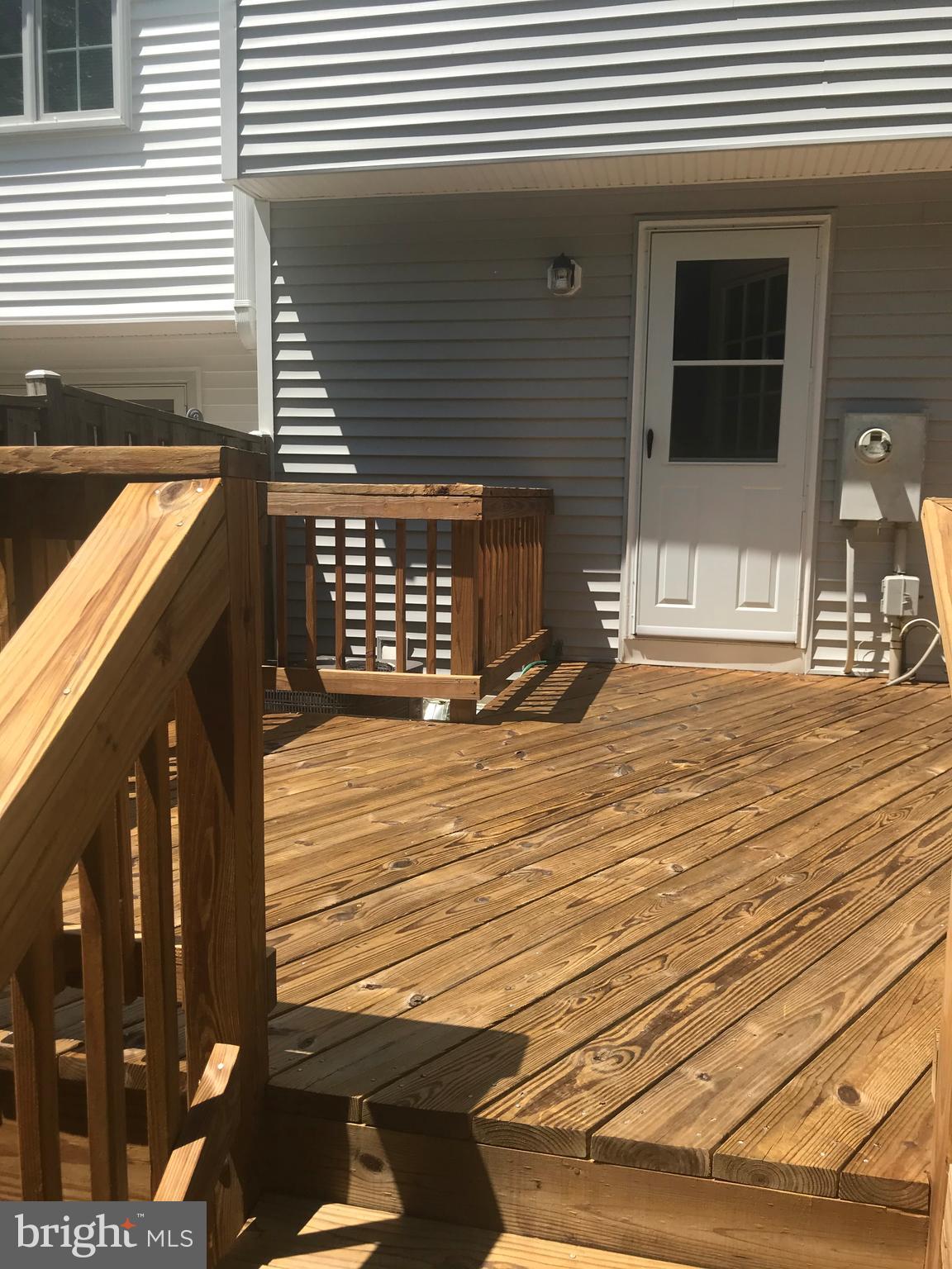 MONTIVIDEO SQUARE - Residential Lease