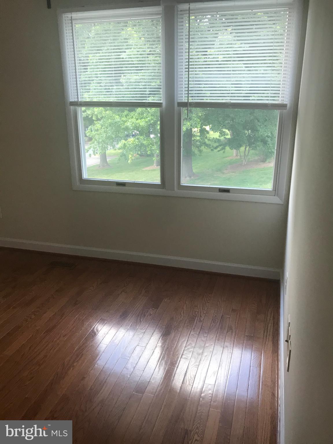 MONTIVIDEO SQUARE - Residential Lease