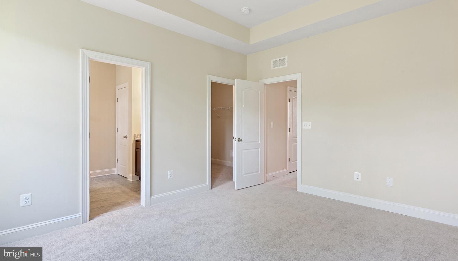 ARUNDEL GROVE - Residential