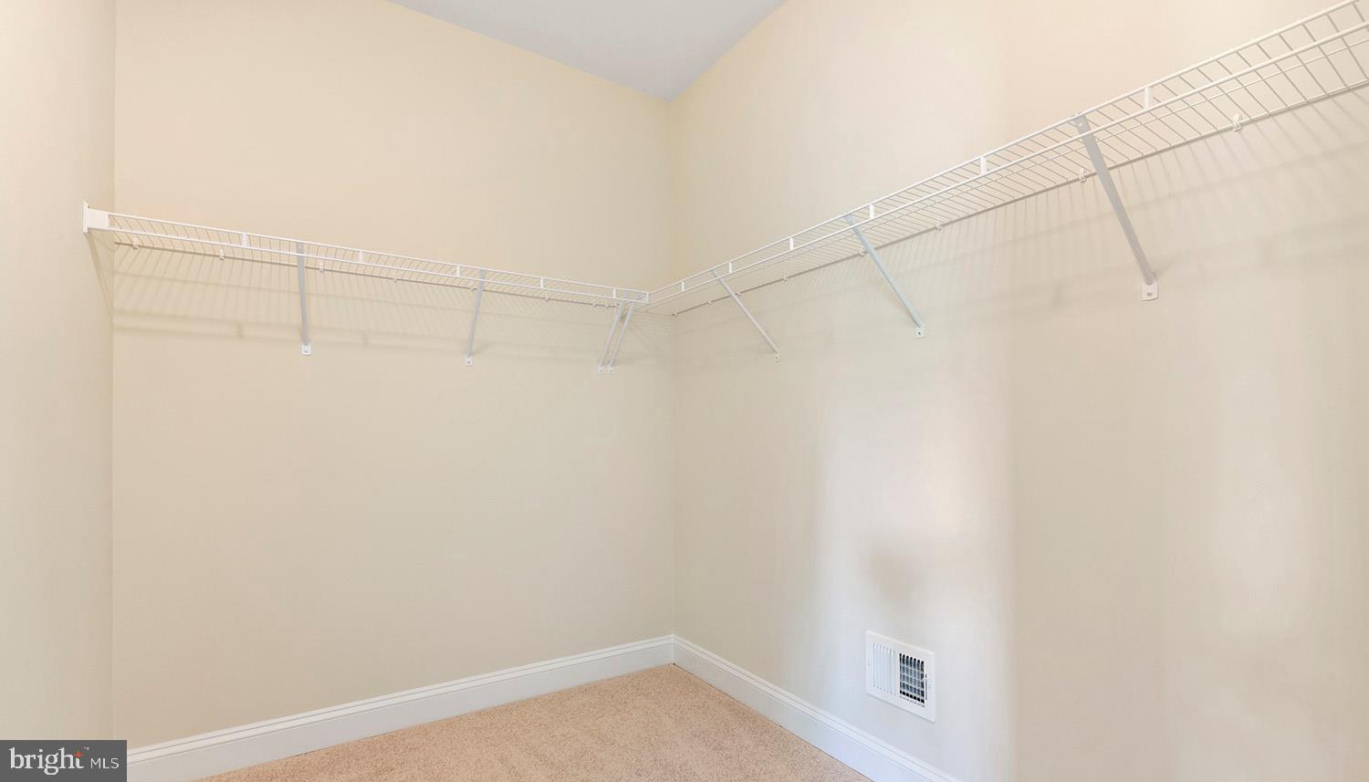 ARUNDEL GROVE - Residential